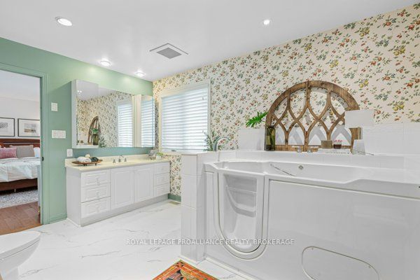 1102 Burnside Drive Property Photo 21