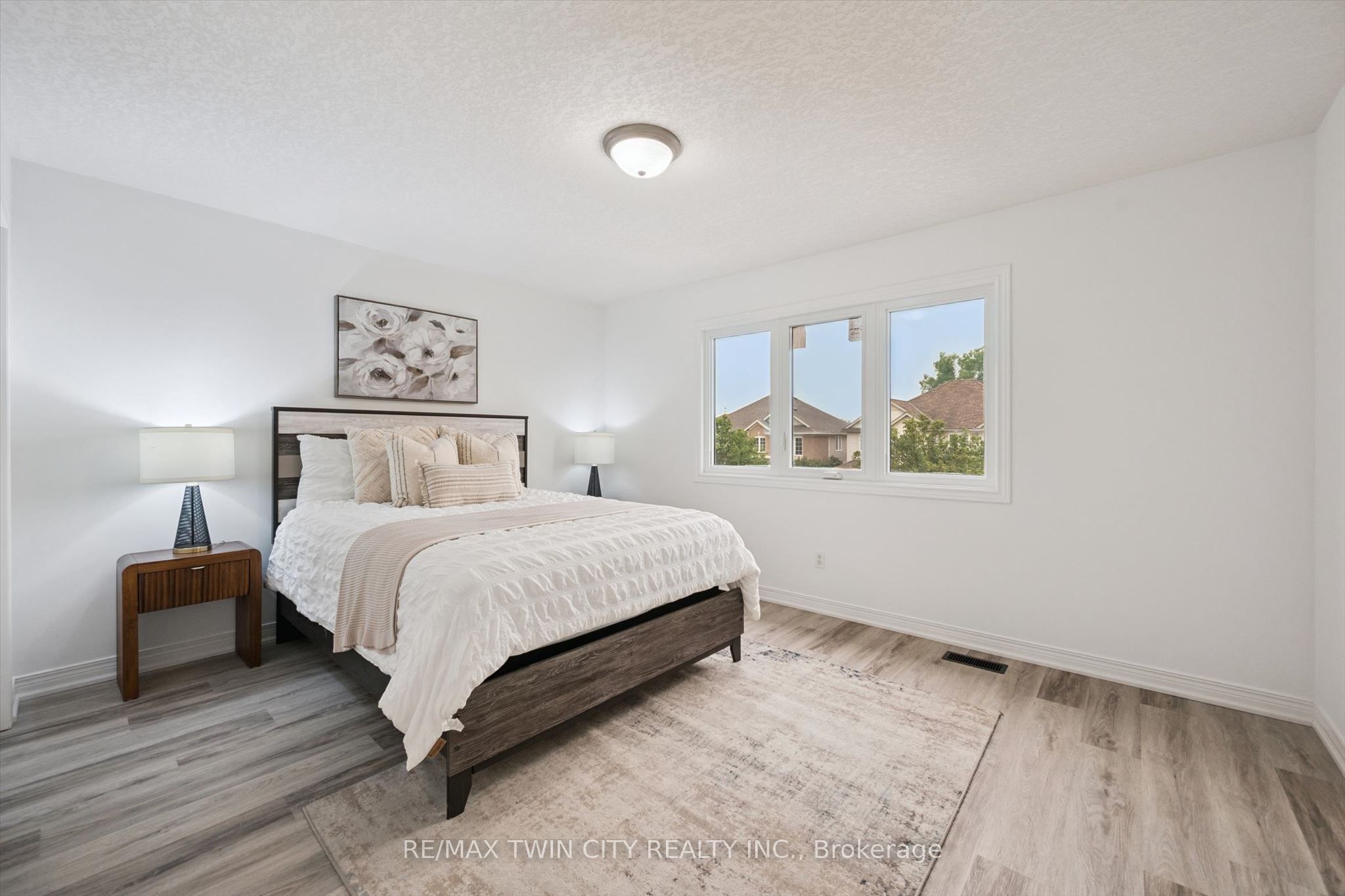 608 Bluenose Crescent Property Photo 17