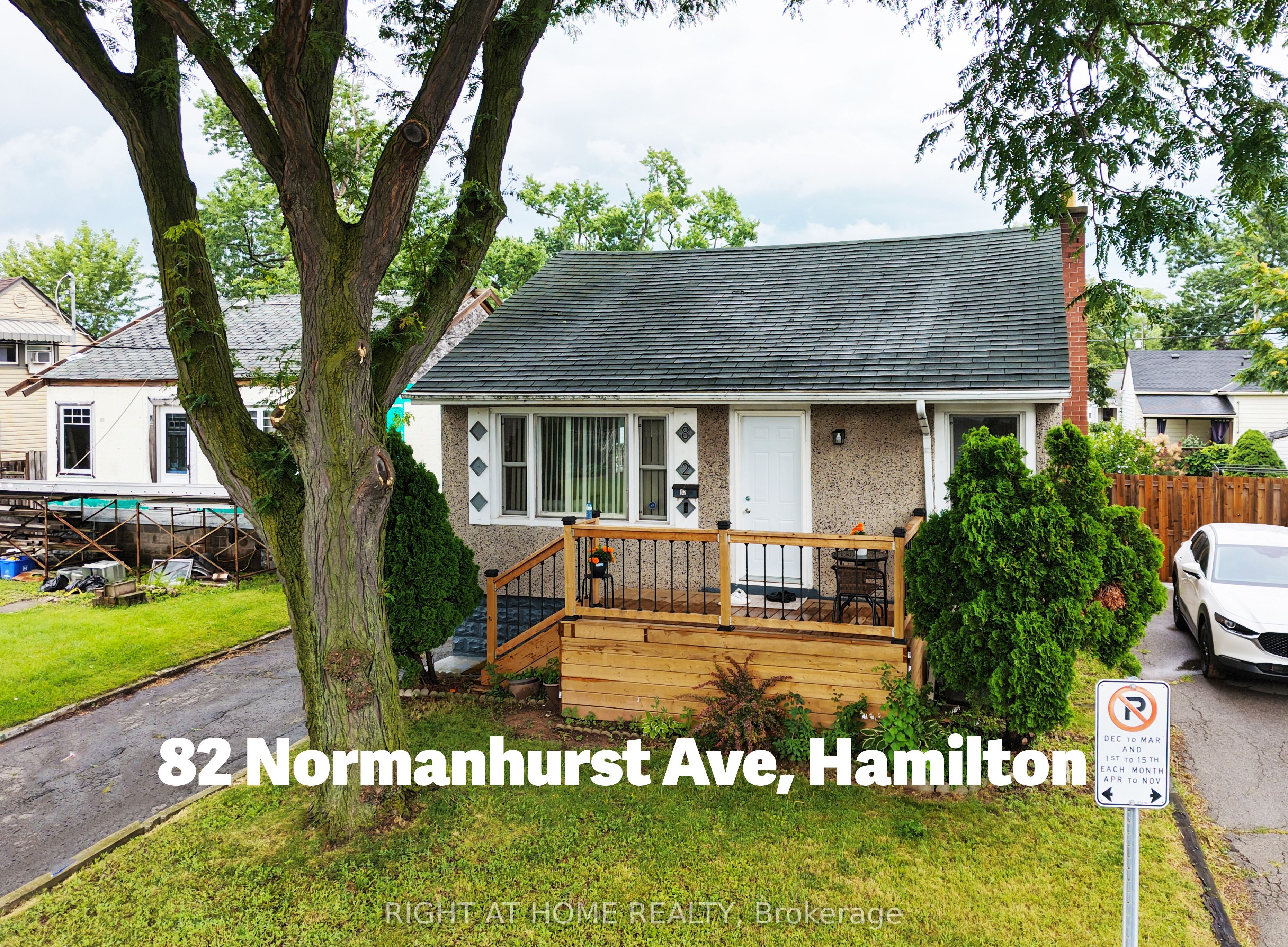 82 Normanhurst Avenue Property Photo 2