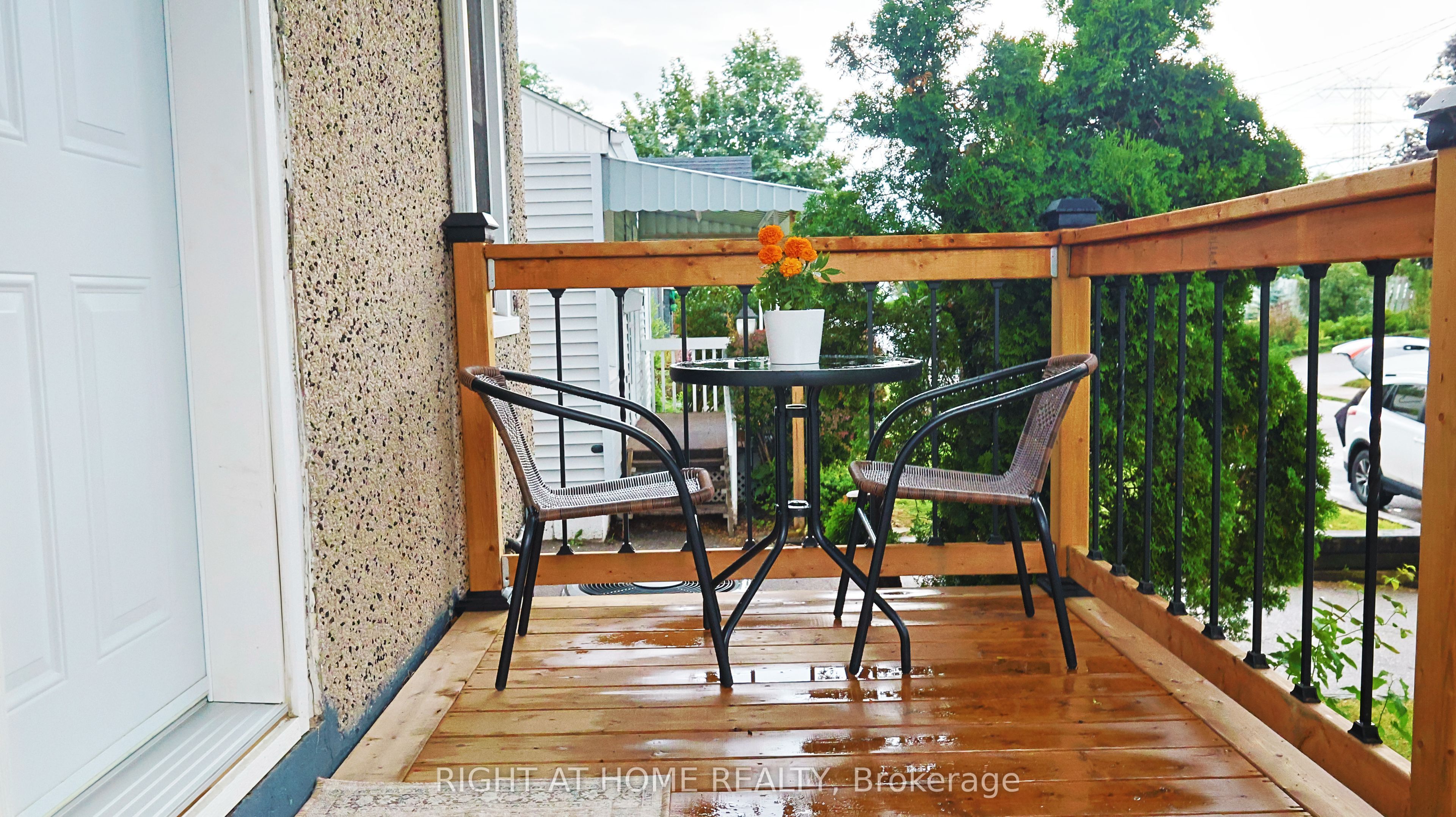 82 Normanhurst Avenue Property Photo 5