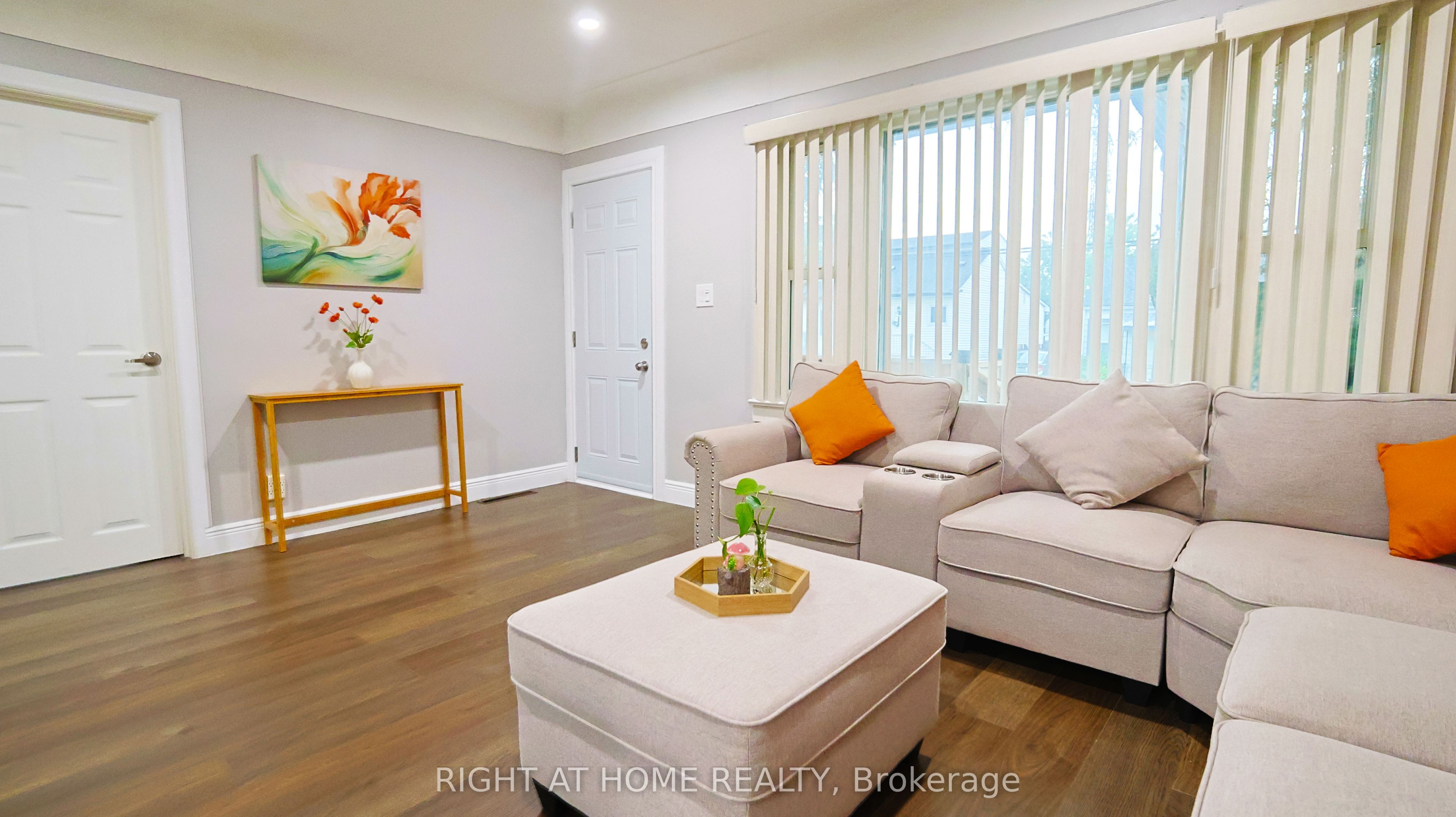 82 Normanhurst Avenue Property Photo 7