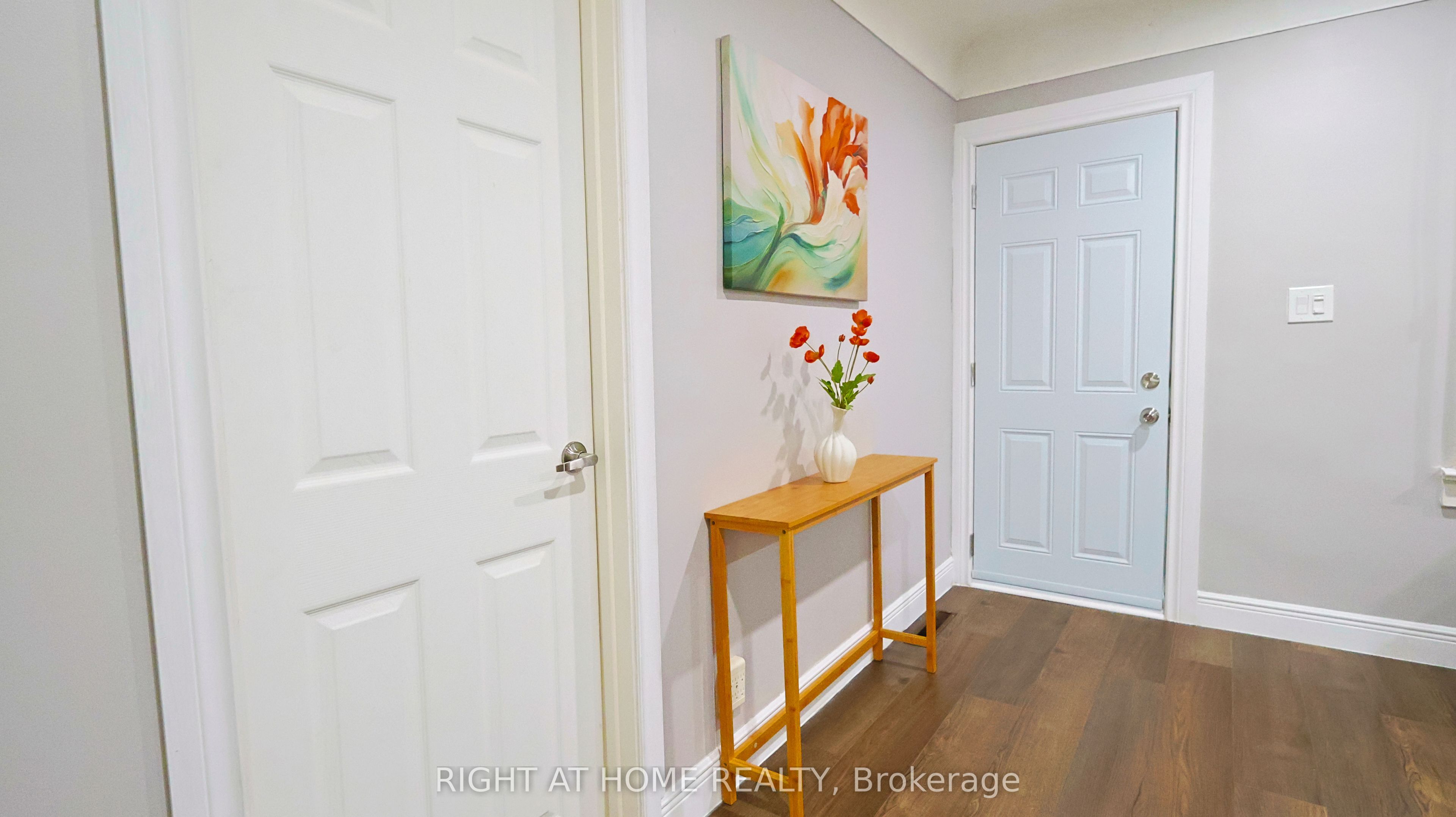 82 Normanhurst Avenue Property Photo 17