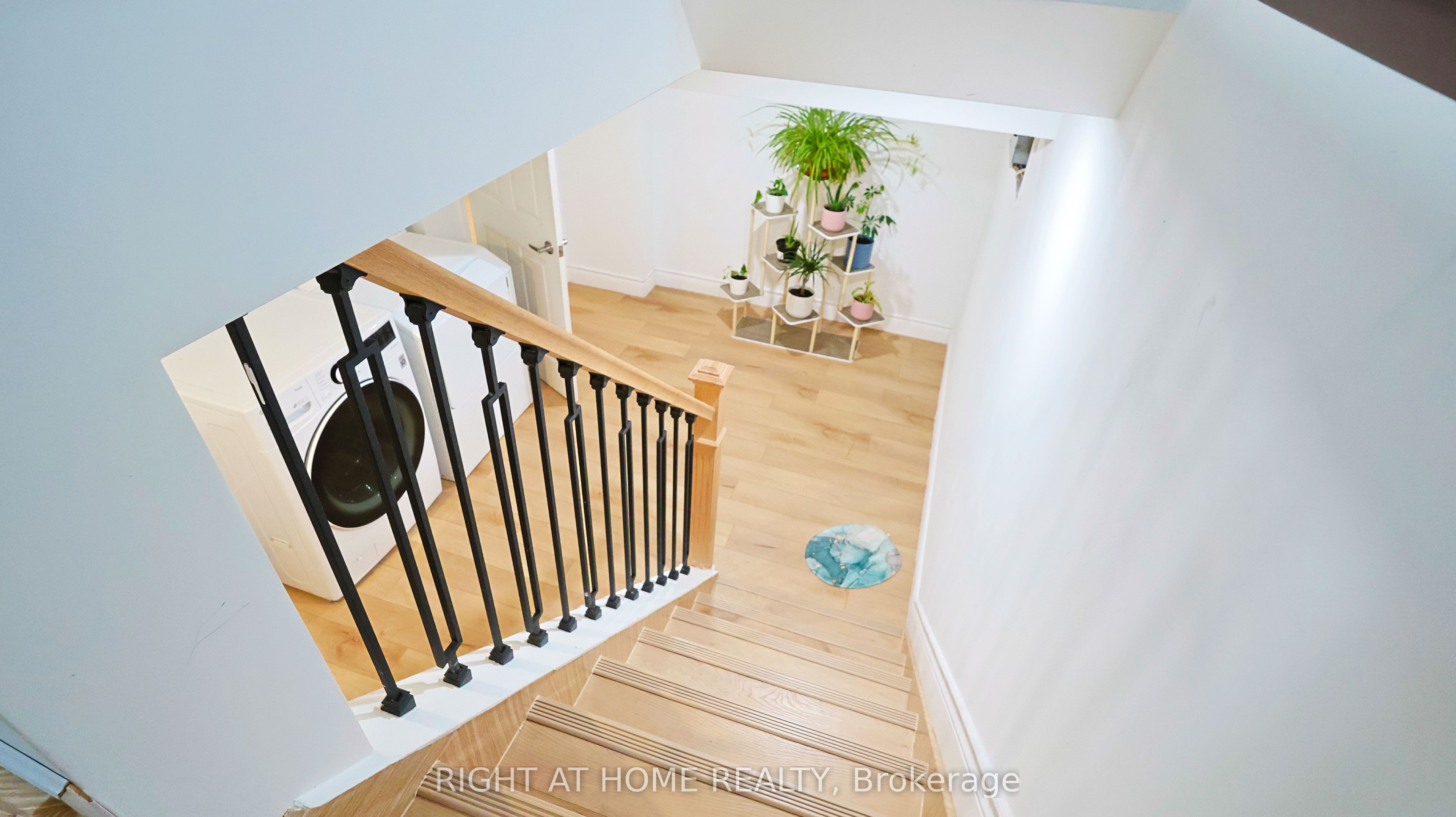 82 Normanhurst Avenue Property Photo 31