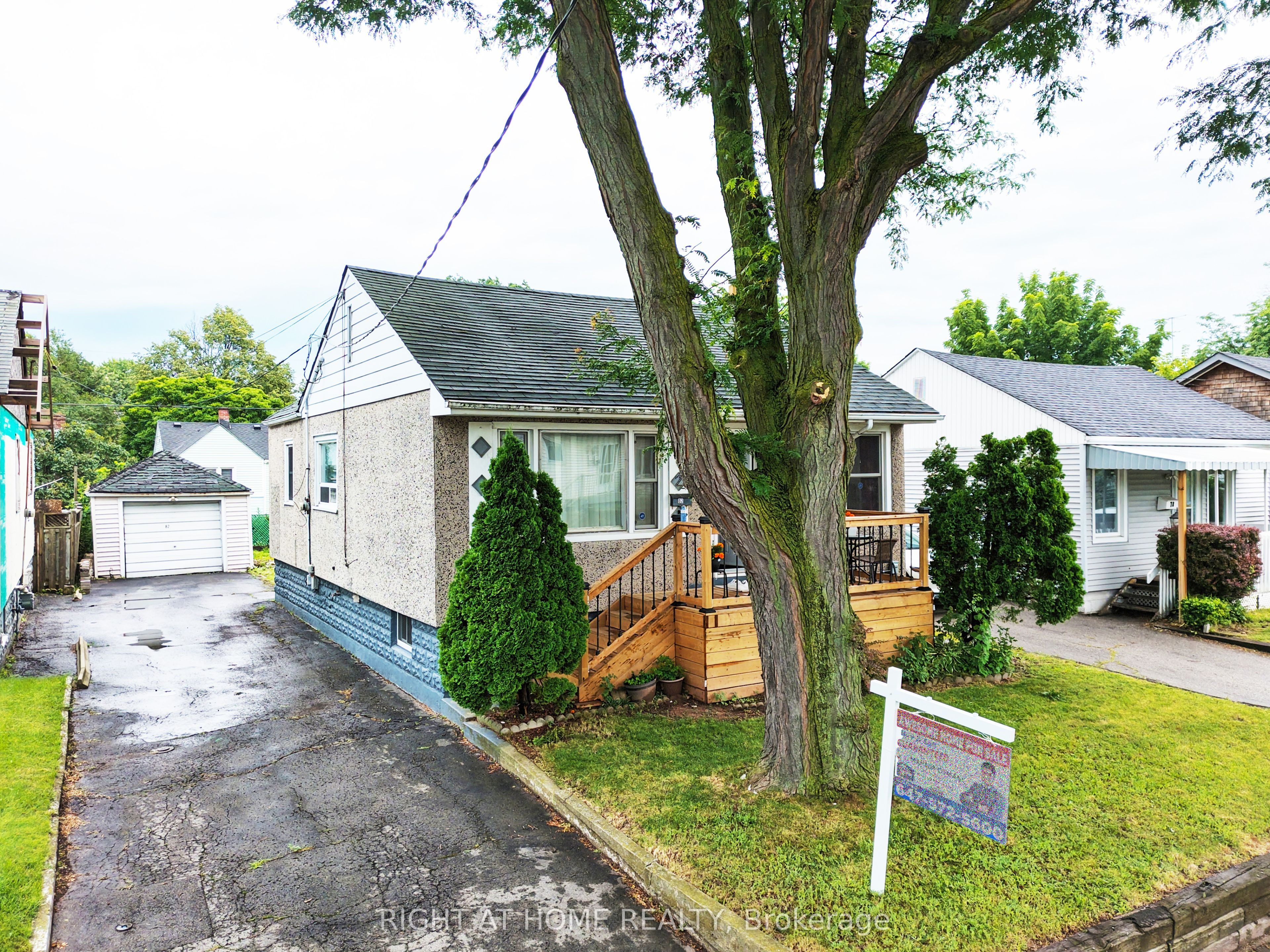 82 Normanhurst Avenue Property Photo 49