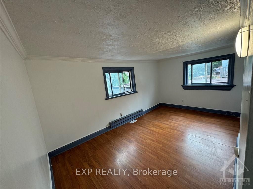 70 Barrette Street 3 Property Photo 6