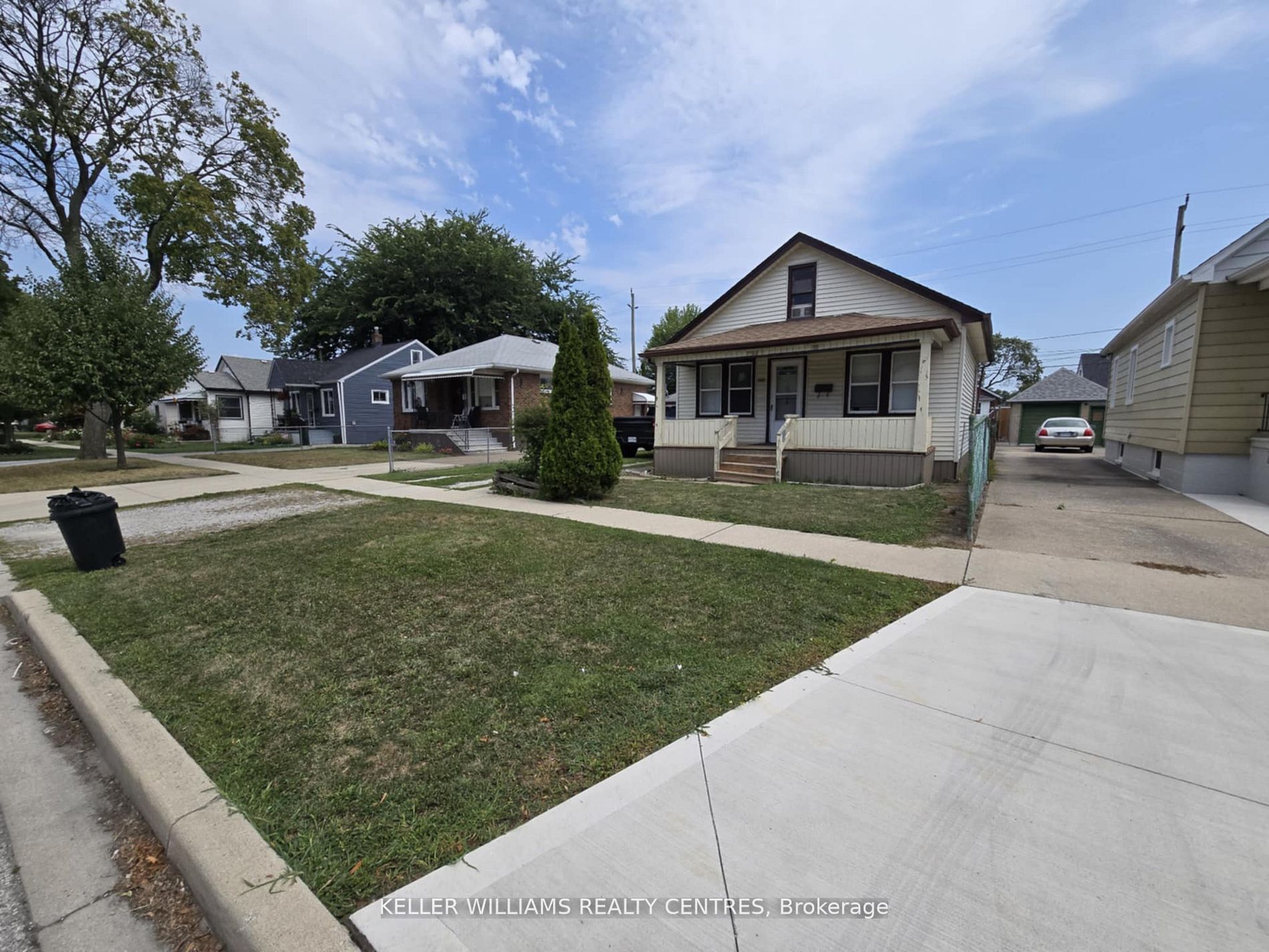 1868 Albert Road Property Photo 18