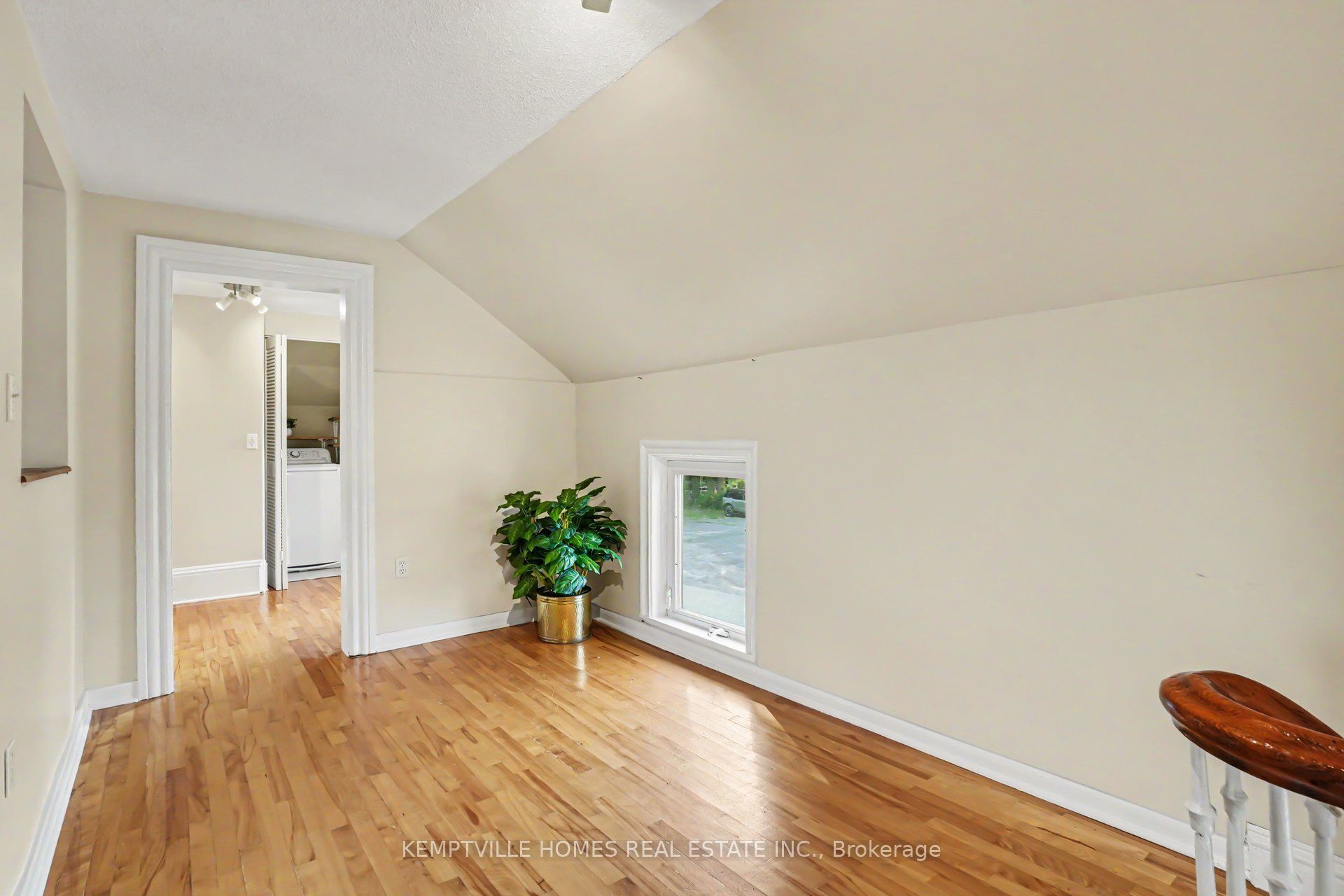 616 Rideau Street Property Photo 24