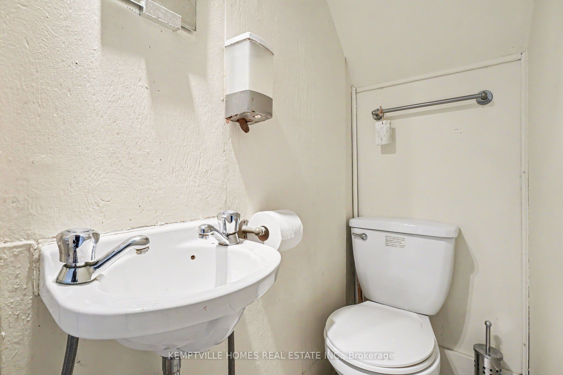 616 Rideau Street Property Photo 16