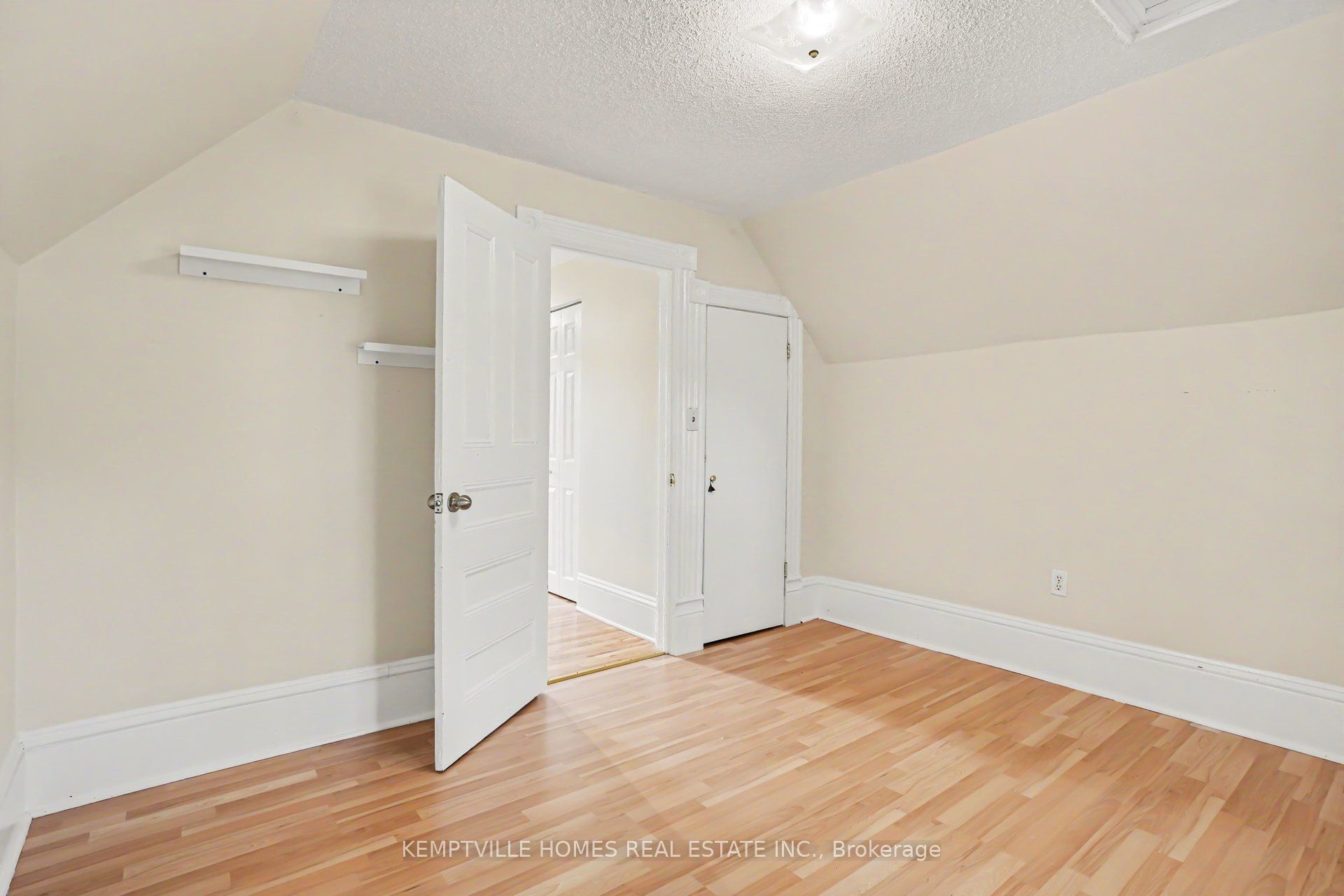 616 Rideau Street Property Photo 24