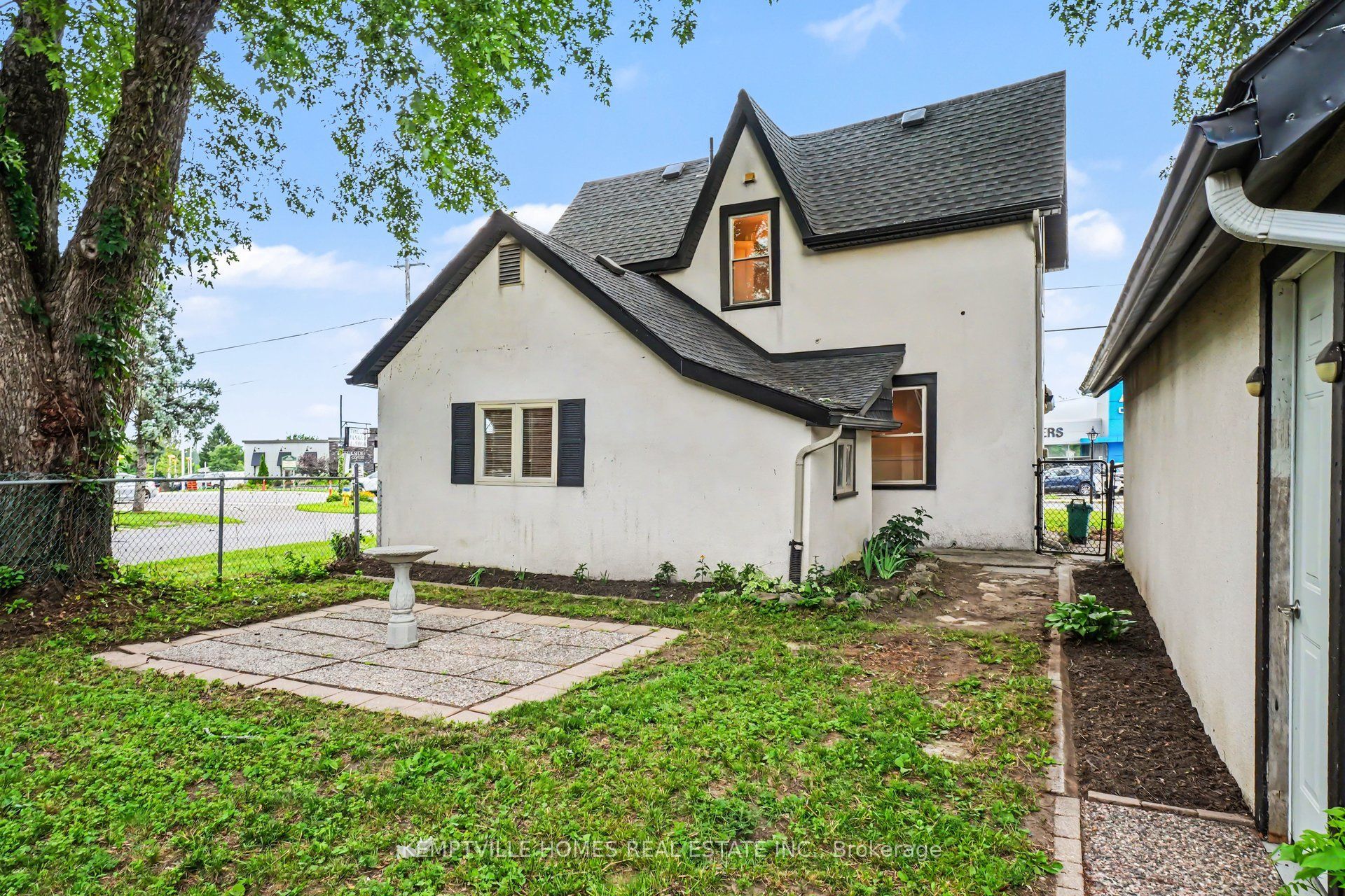 616 Rideau Street Property Photo 29
