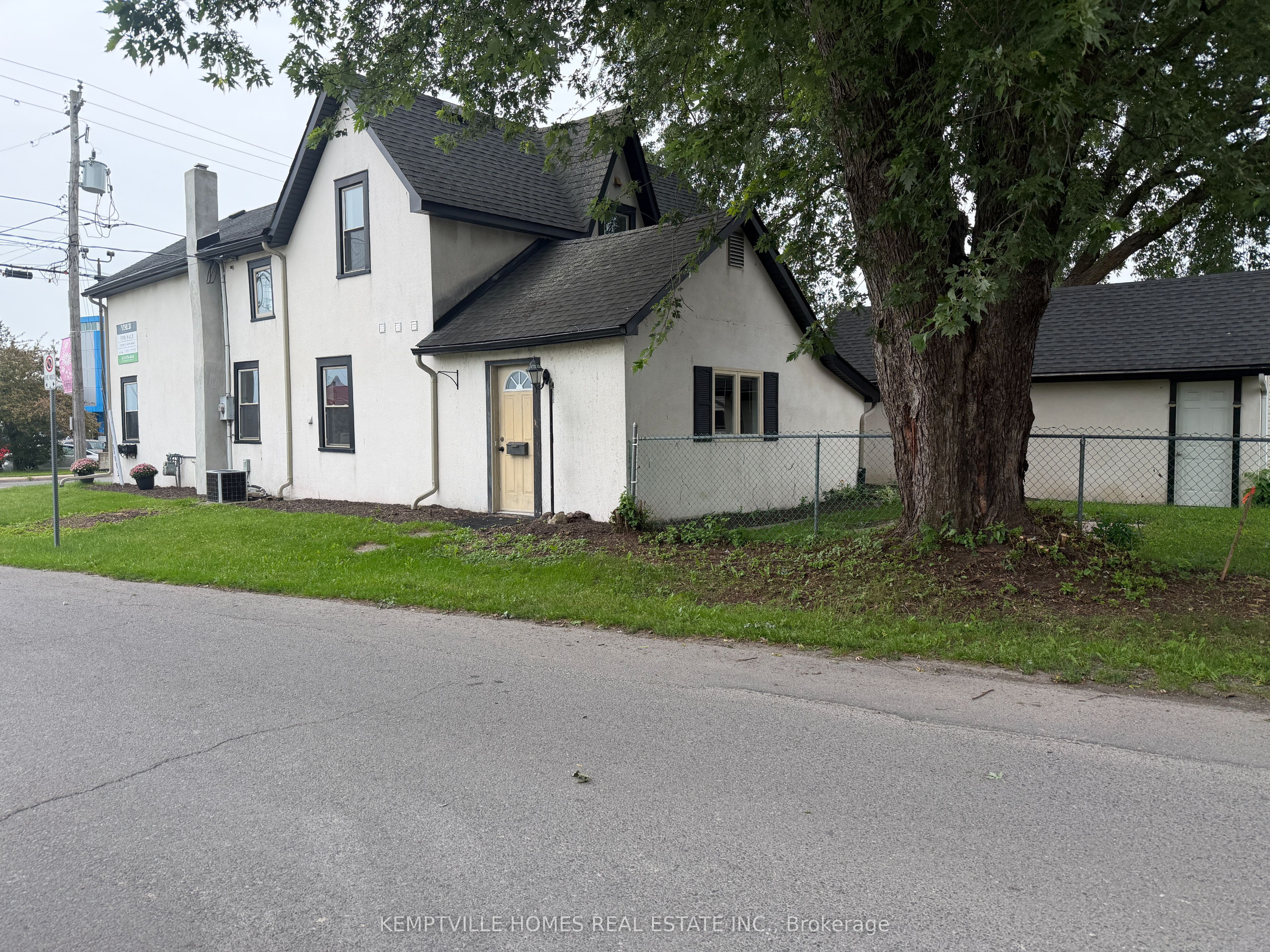 616 Rideau Street Property Photo 32