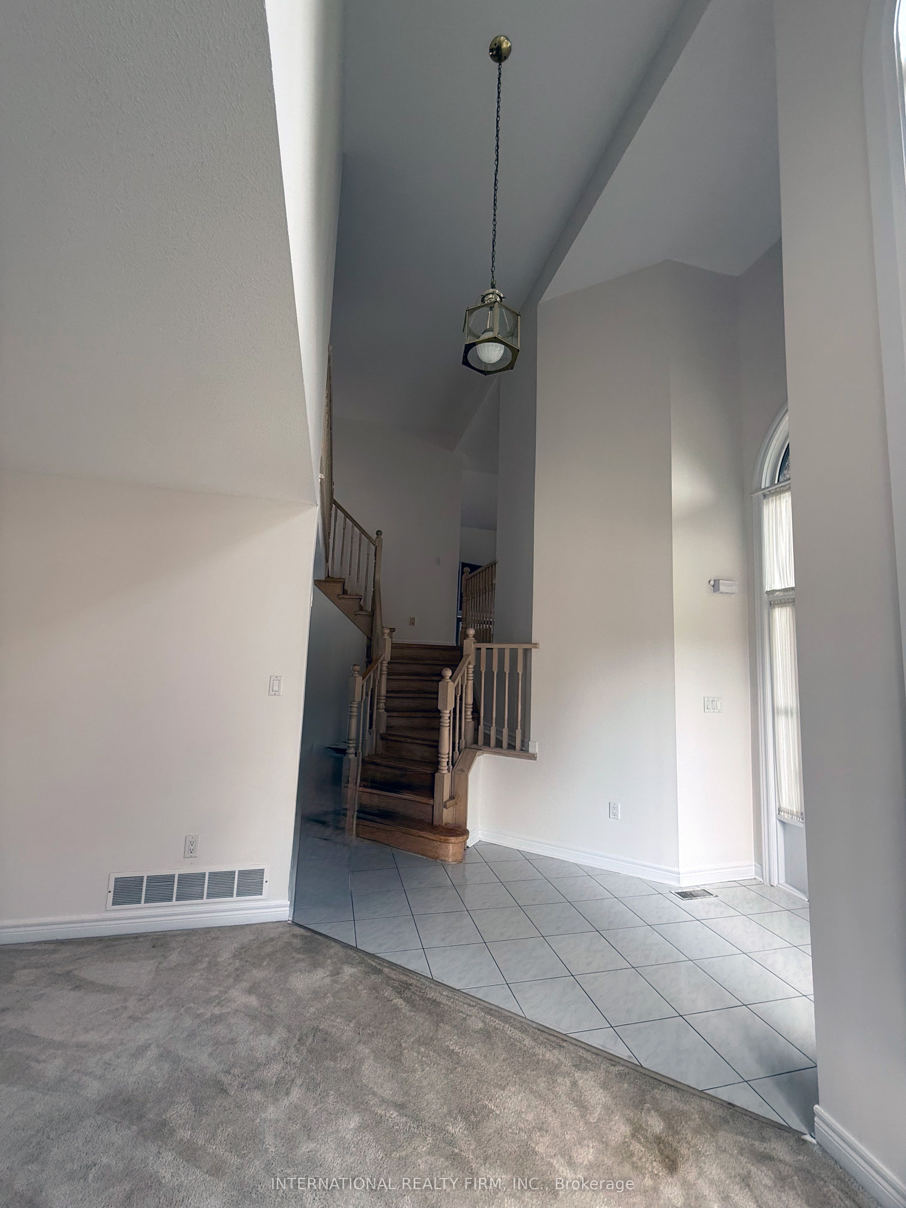 43 Falconridge Drive Property Photo 19