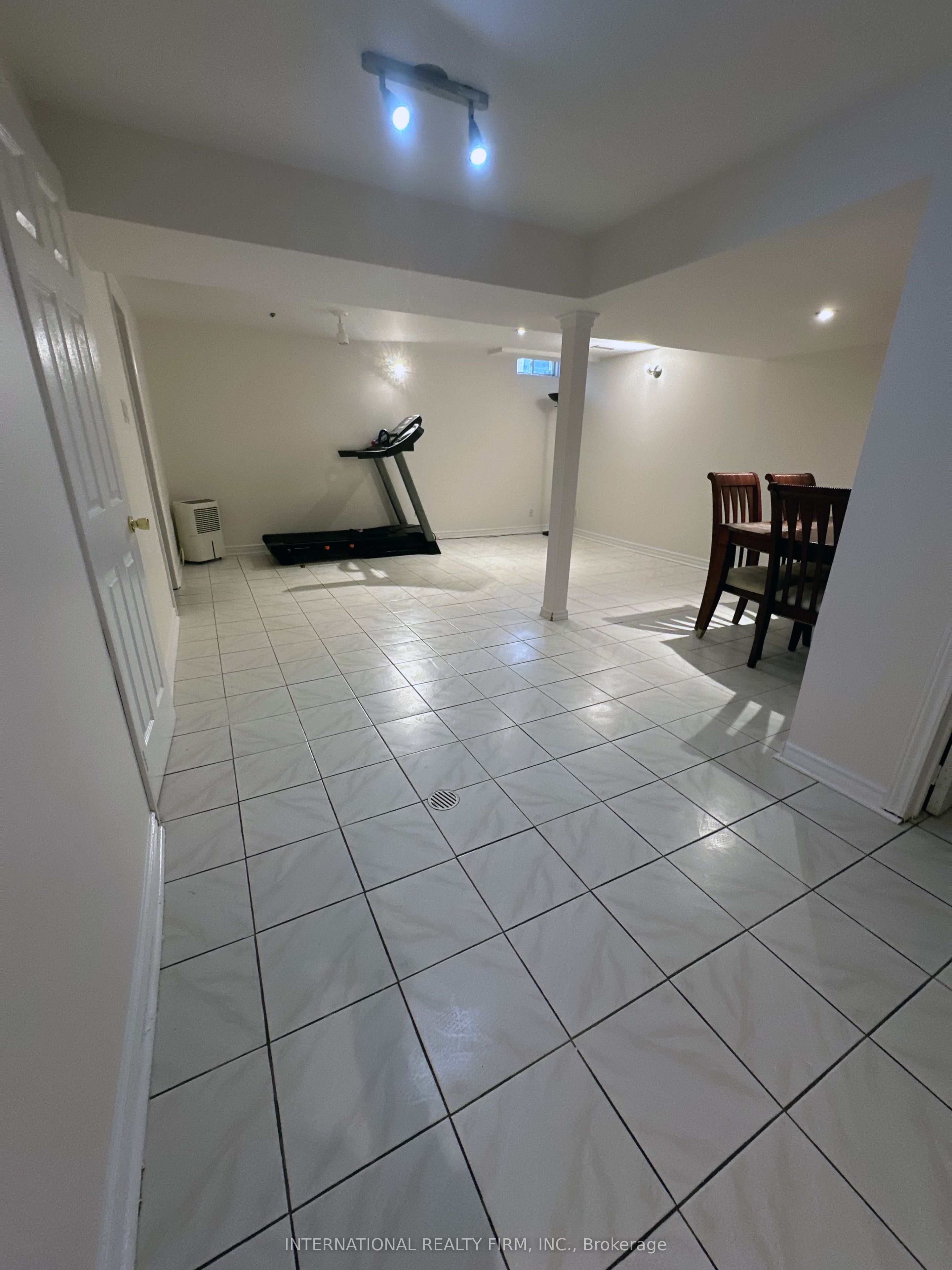 43 Falconridge Drive Property Photo 32