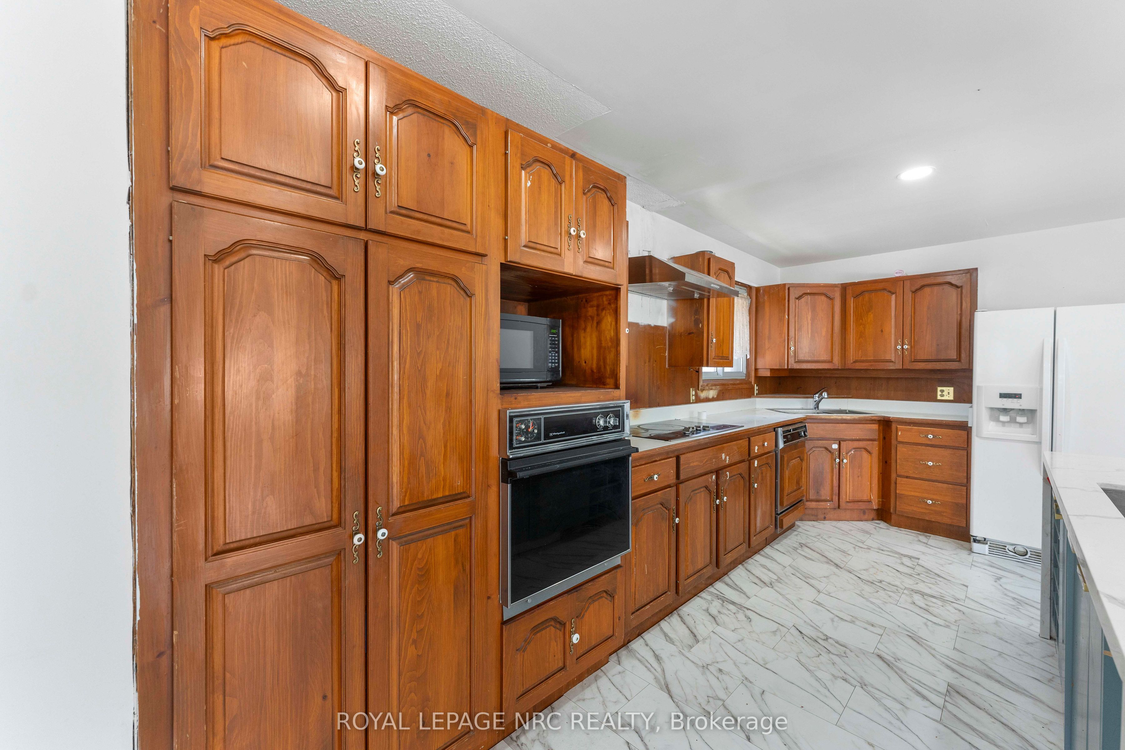35 Eugene Street Property Photo 16