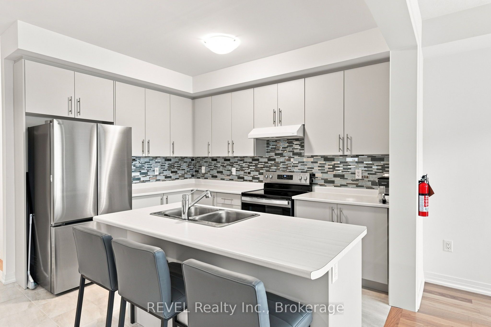 20 Selection Heights Property Photo 10
