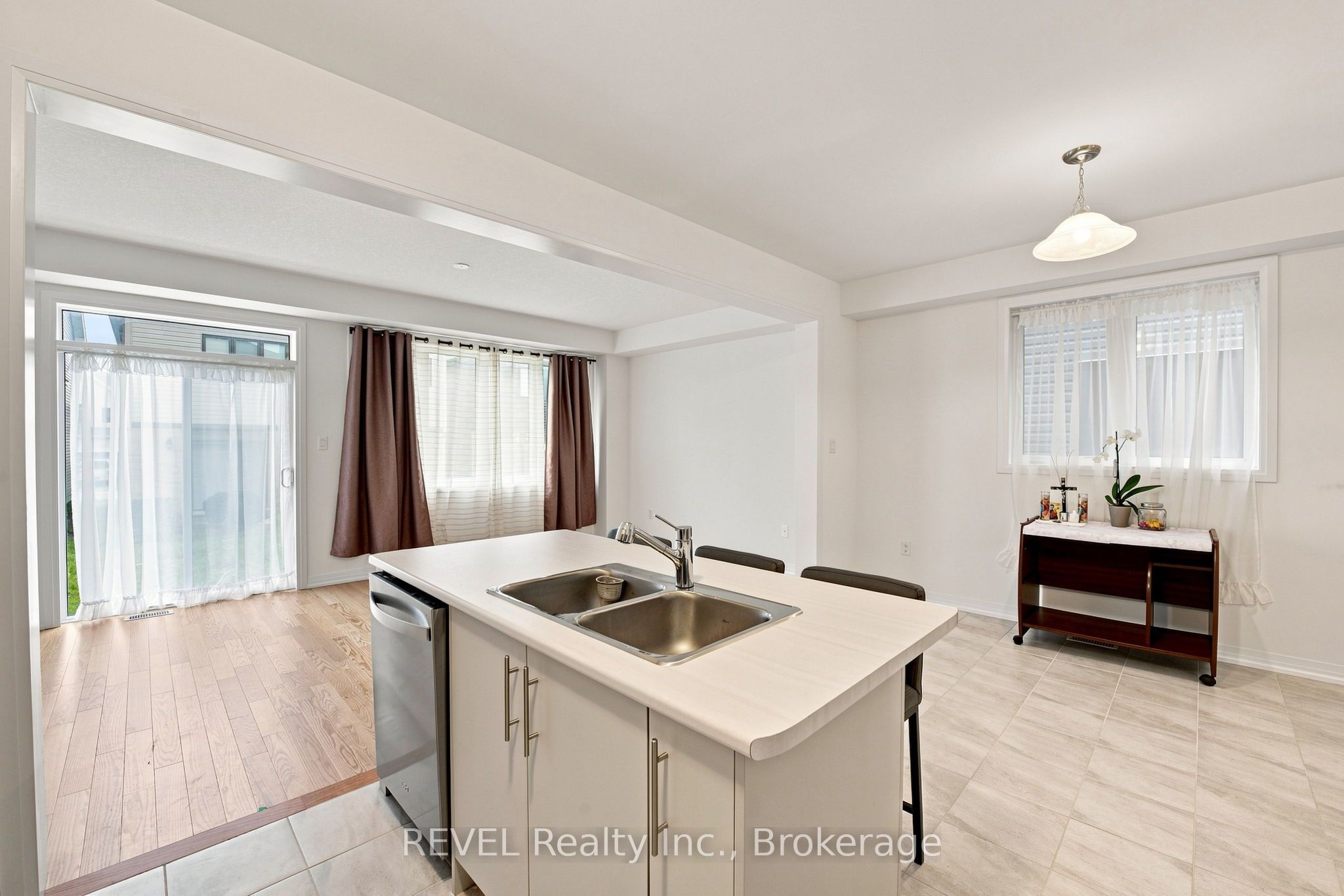 20 Selection Heights Property Photo 13