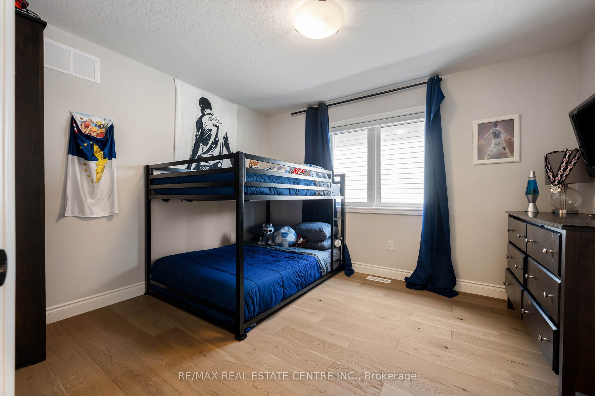 15 Lang Lane Property Photo 27