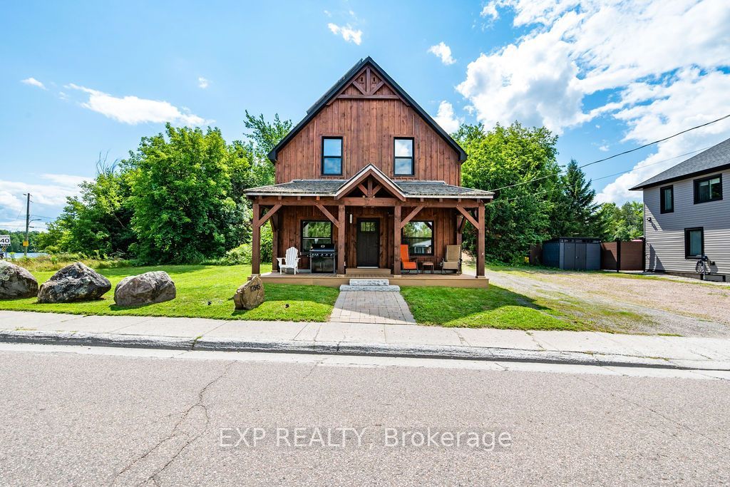 12595 Lanark Road Property Photo 1