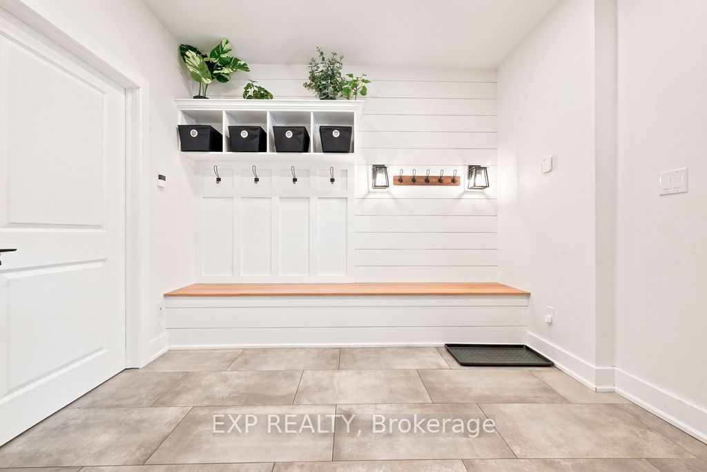 12595 Lanark Road Property Photo 17