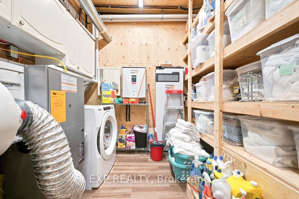 12595 Lanark Road Property Photo 43