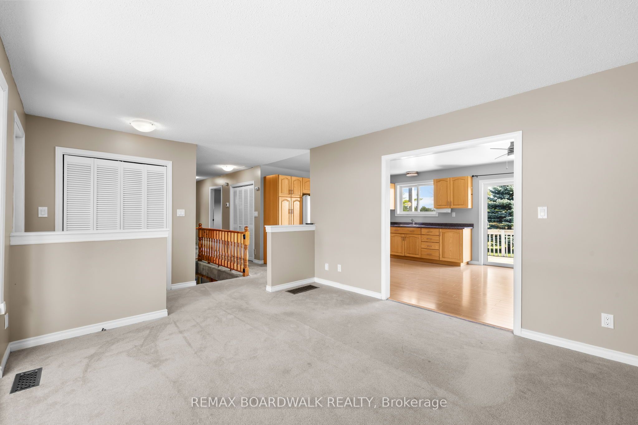 189 Arnold Drive Property Photo 8