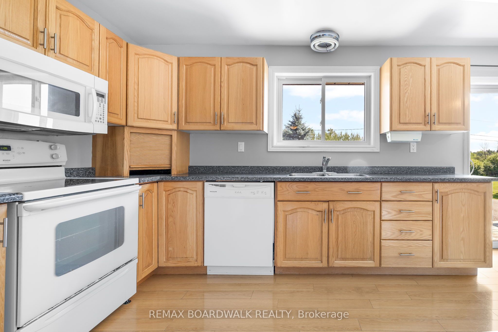 189 Arnold Drive Property Photo 15
