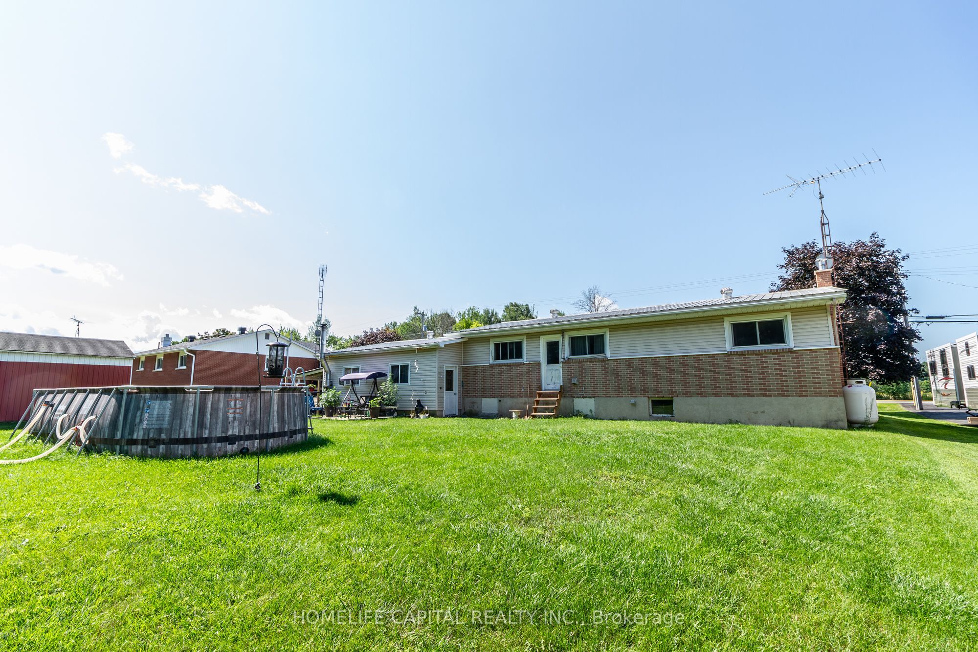 8425 County Rd 15 Road Property Photo 10