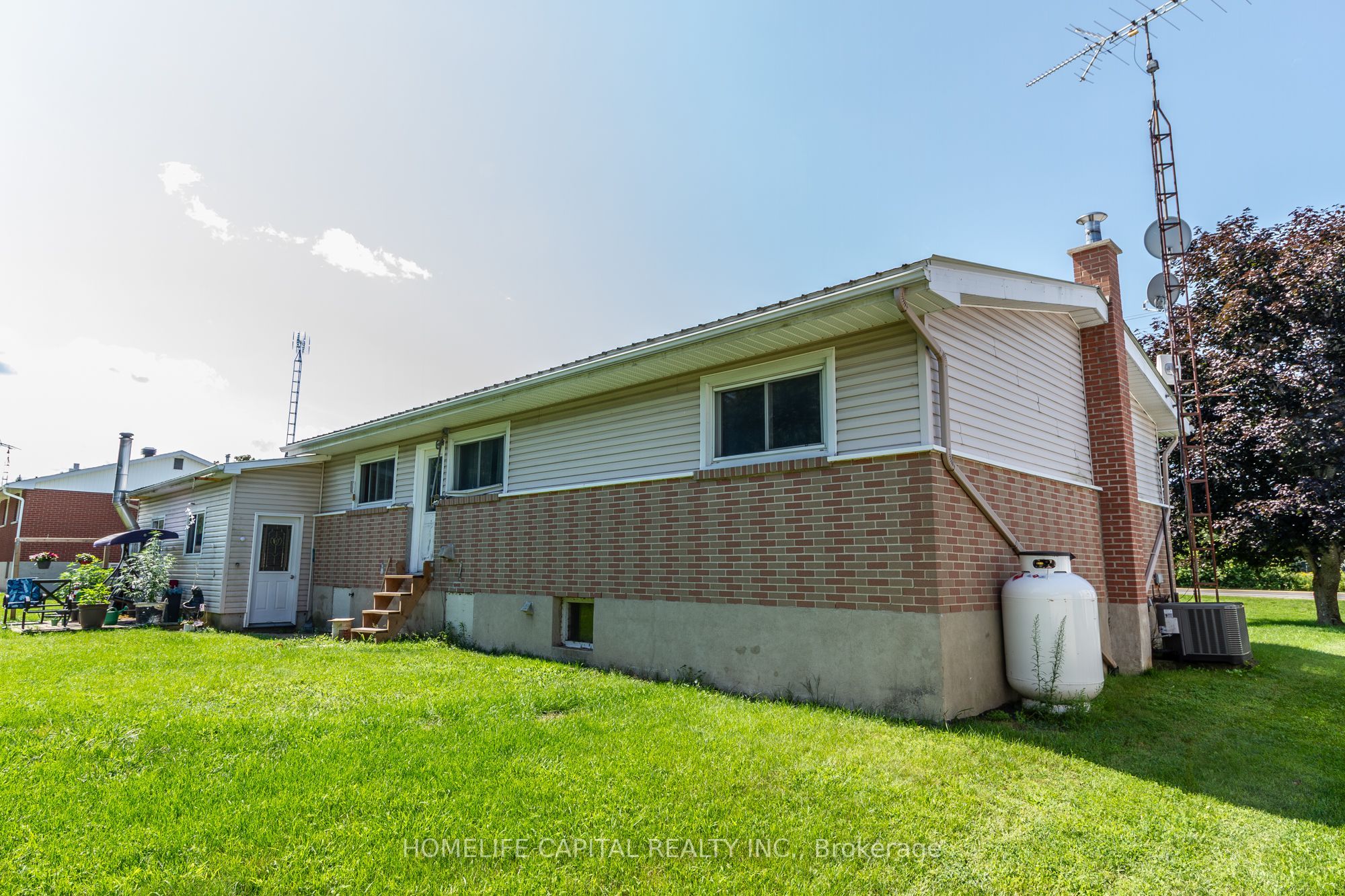 8425 County Rd 15 Road Property Photo 11