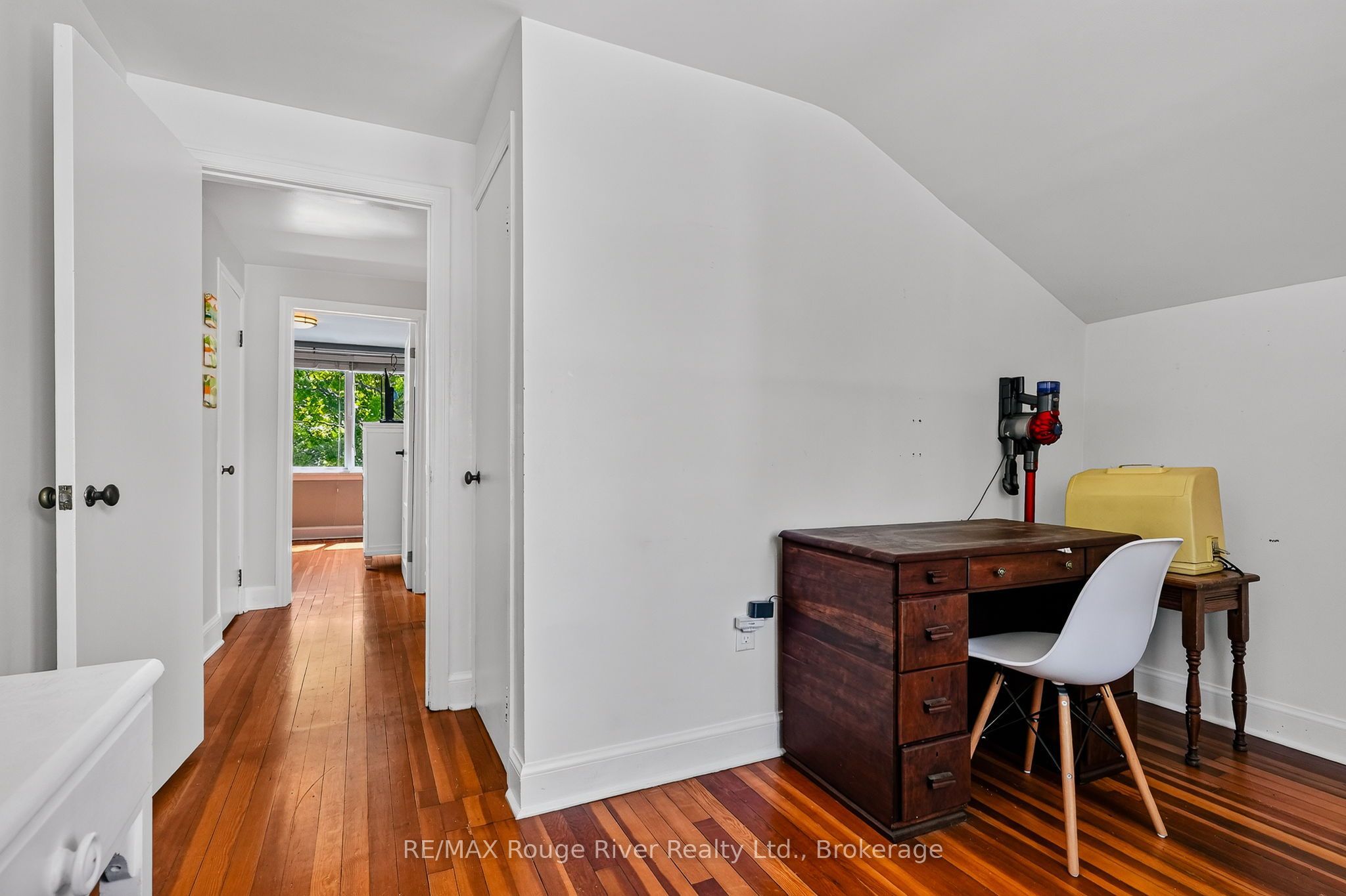 208 Albert Street Property Photo 39