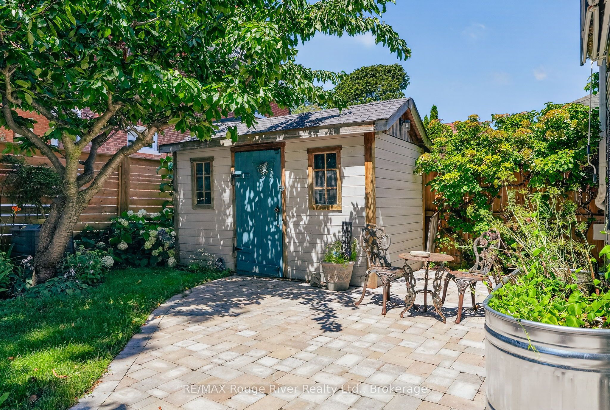 208 Albert Street Property Photo 45