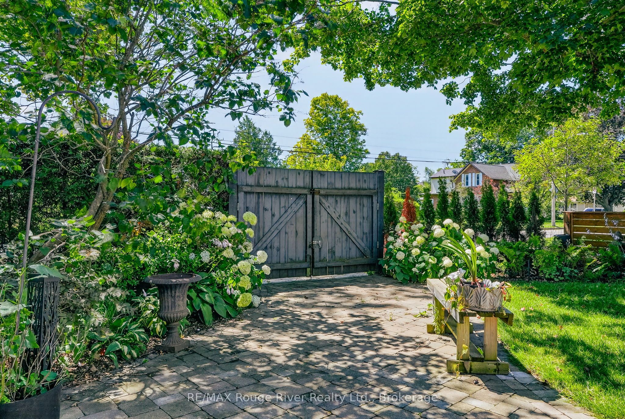 208 Albert Street Property Photo 46