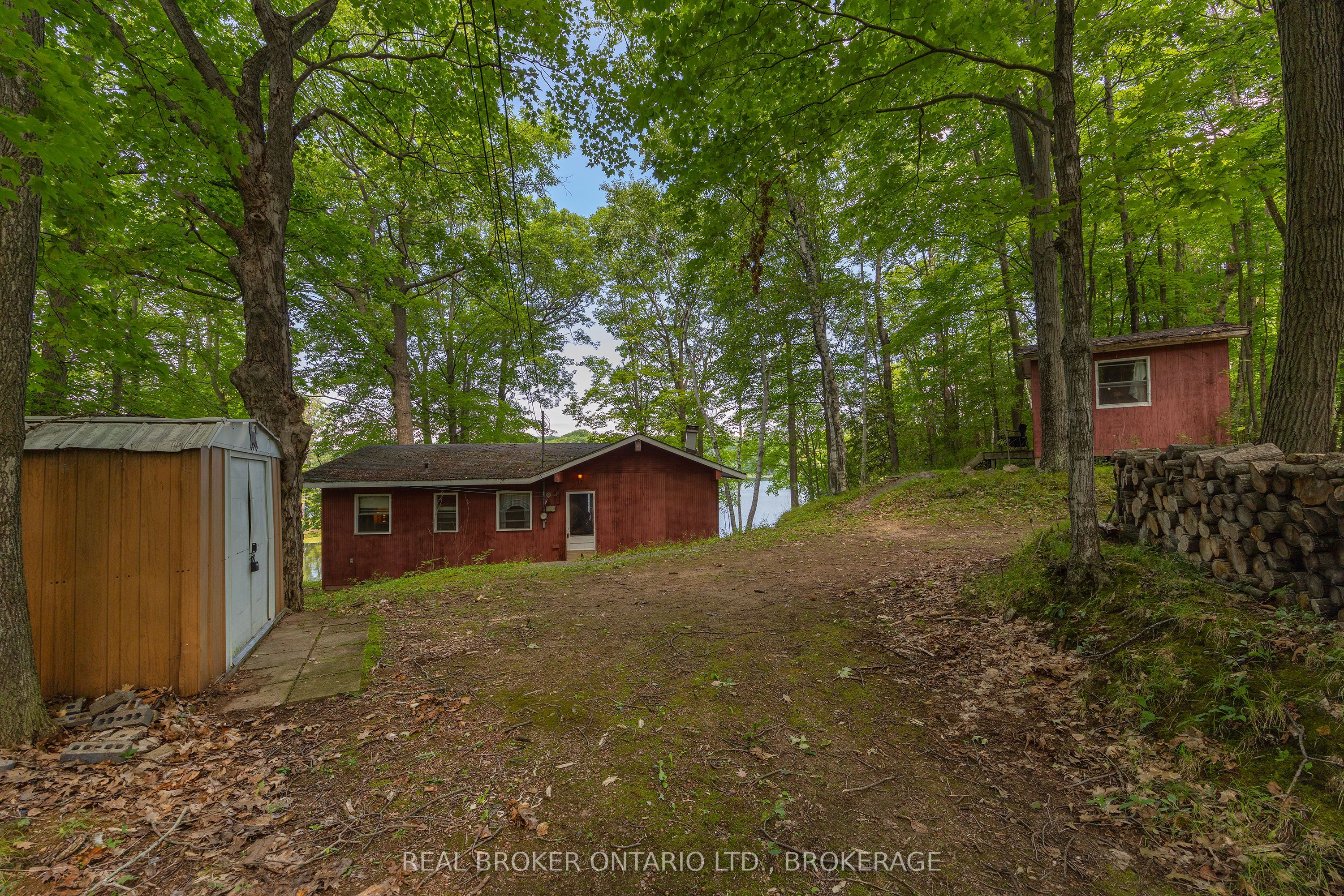 2096 Eel Bay Road Property Photo 3