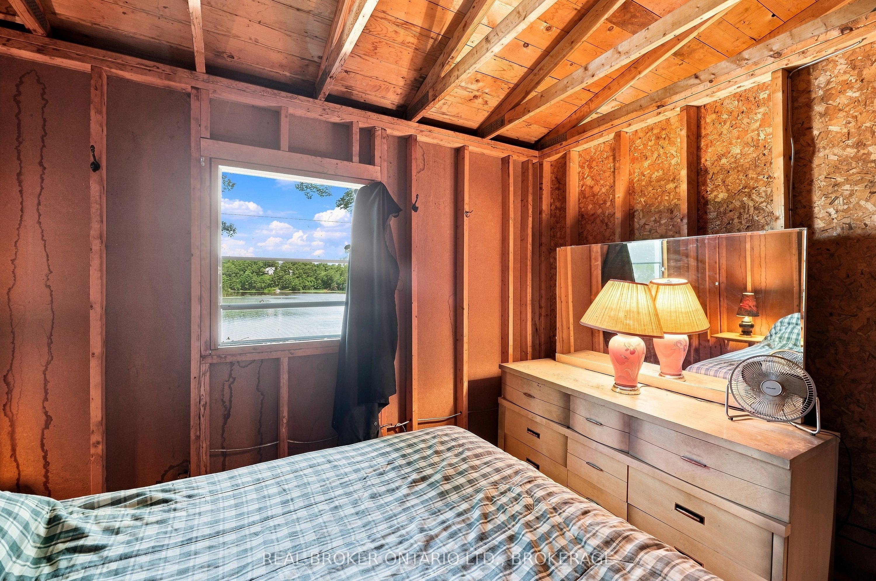 2096 Eel Bay Road Property Photo 27