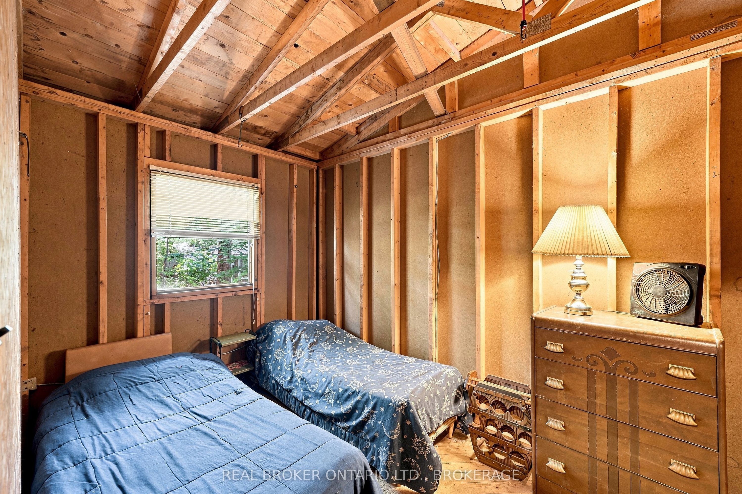 2096 Eel Bay Road Property Photo 28