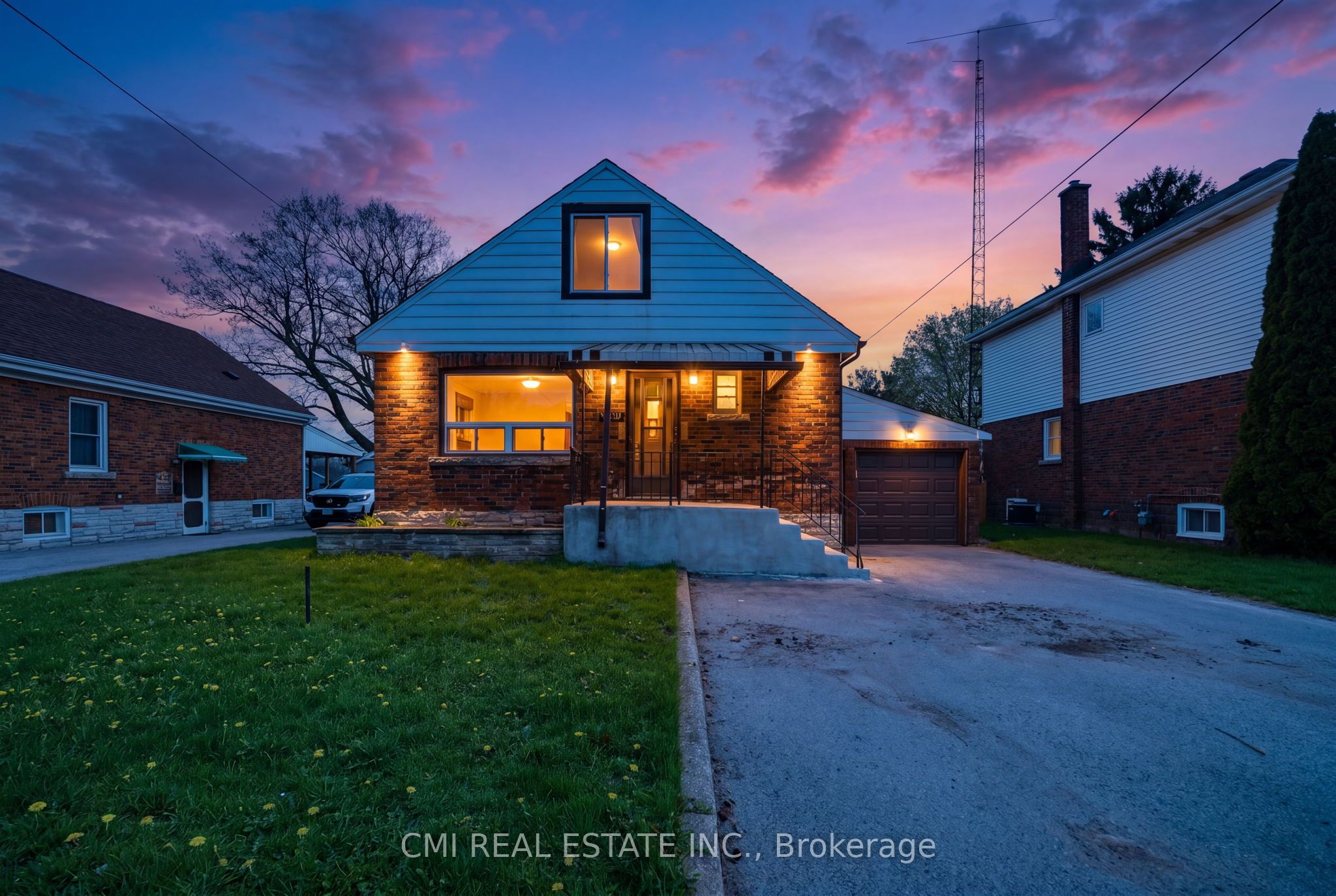 6476 Maranda Street Property Photo 1