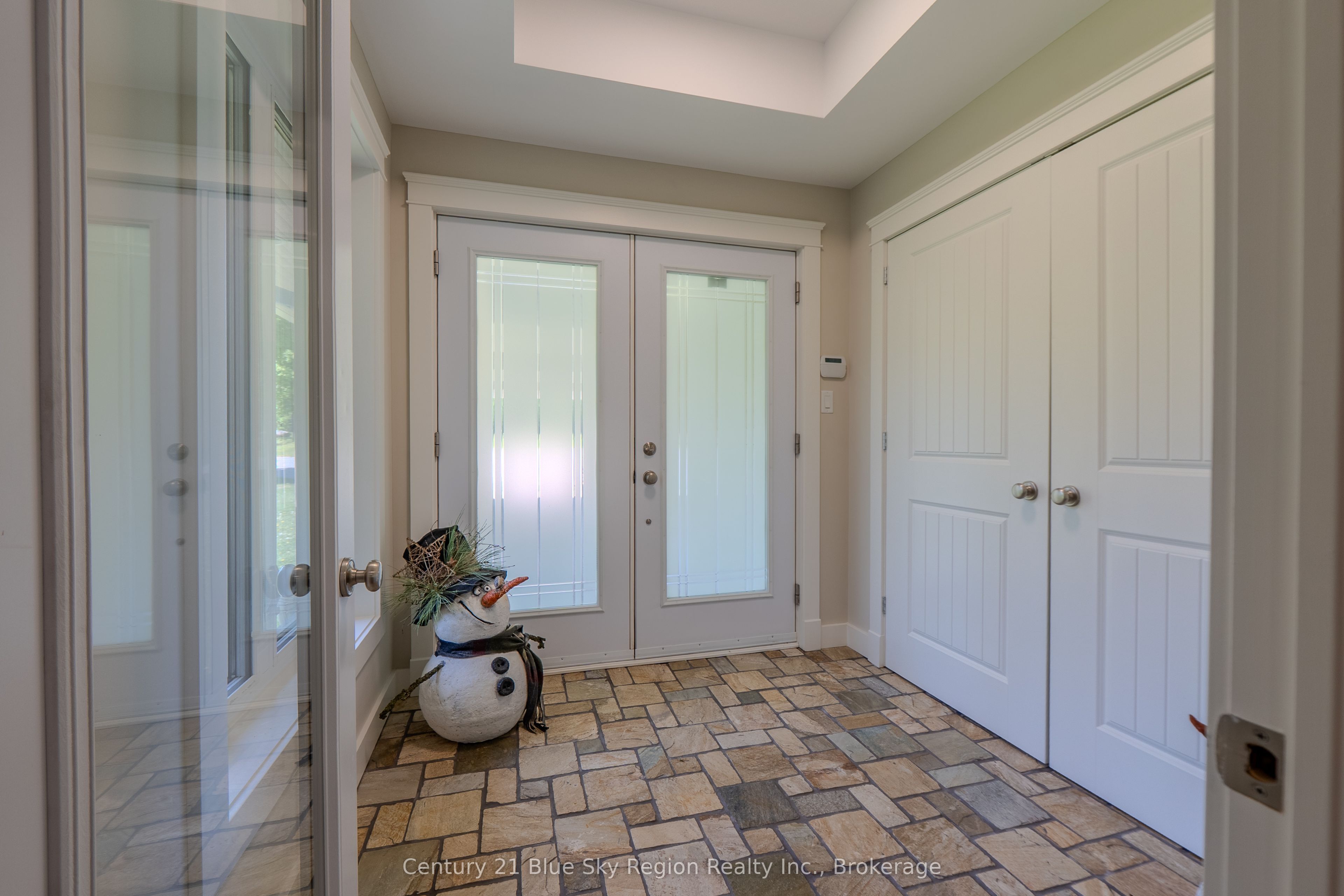395 Carmichael Drive Property Photo 18