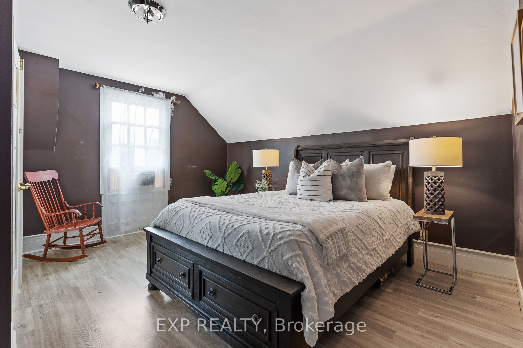 4235 Fly Road Property Photo 16