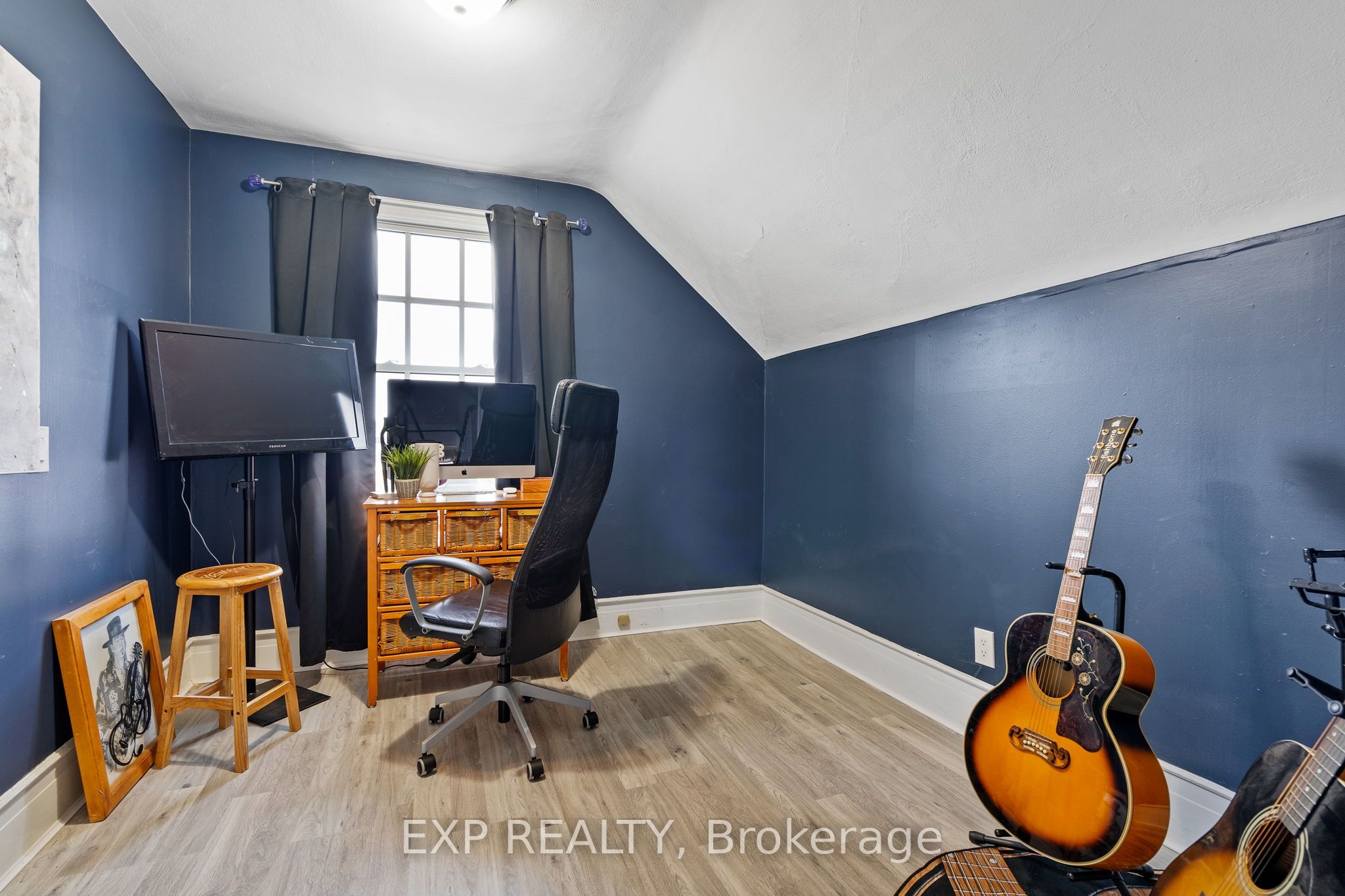 4235 Fly Road Property Photo 21