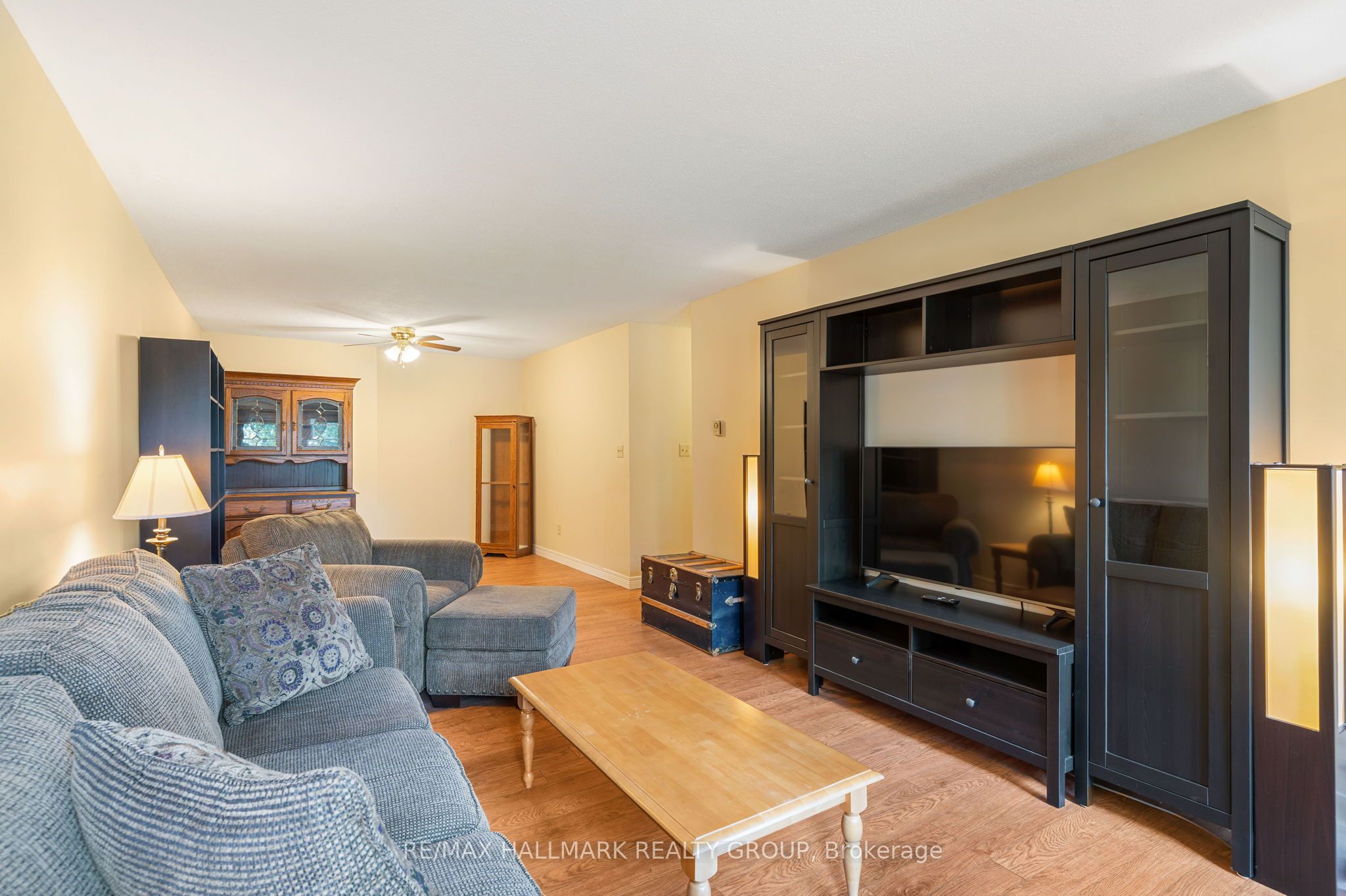 820 Laurier Boulevard 106 Property Photo 20