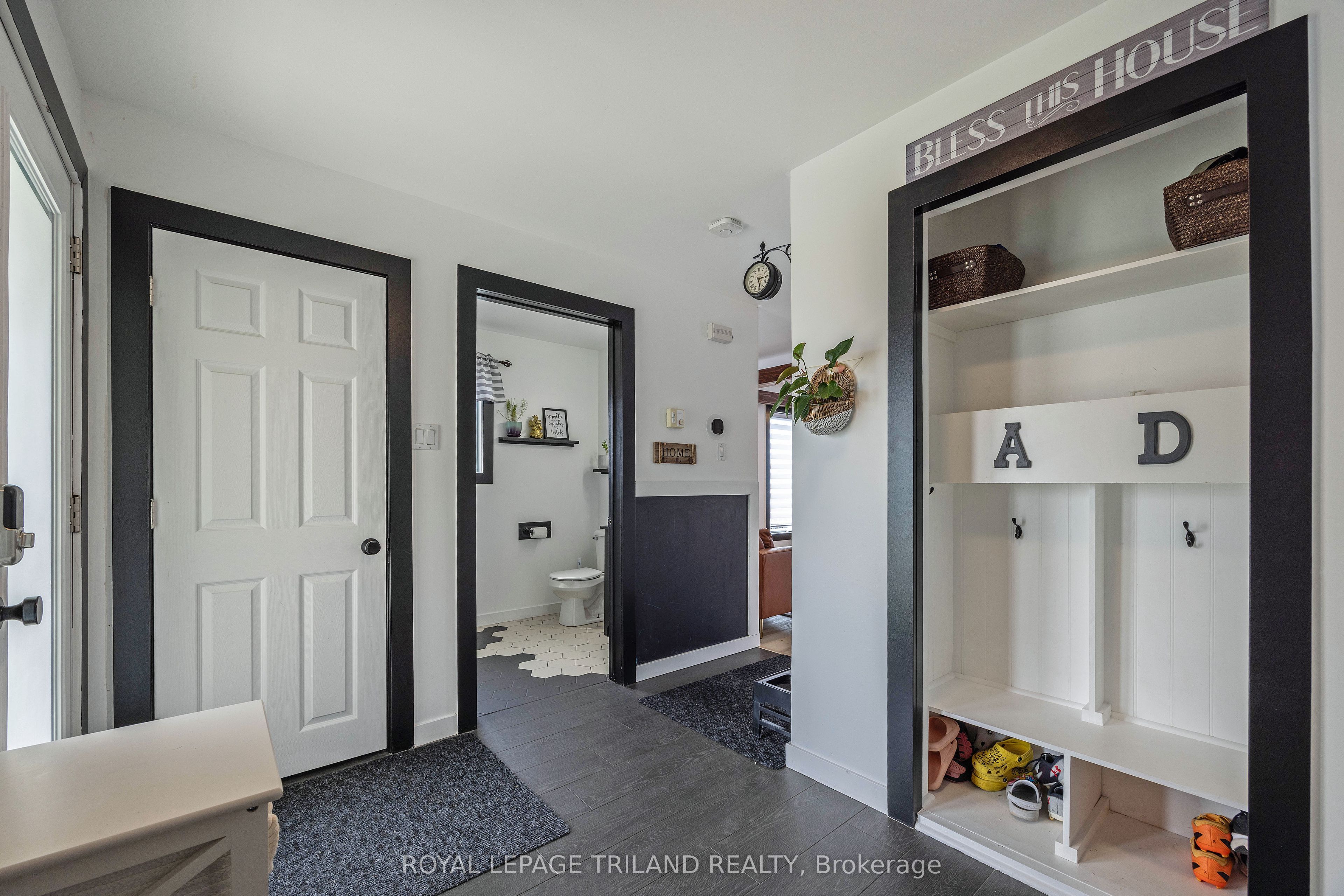 18 Tara Court Property Photo 6