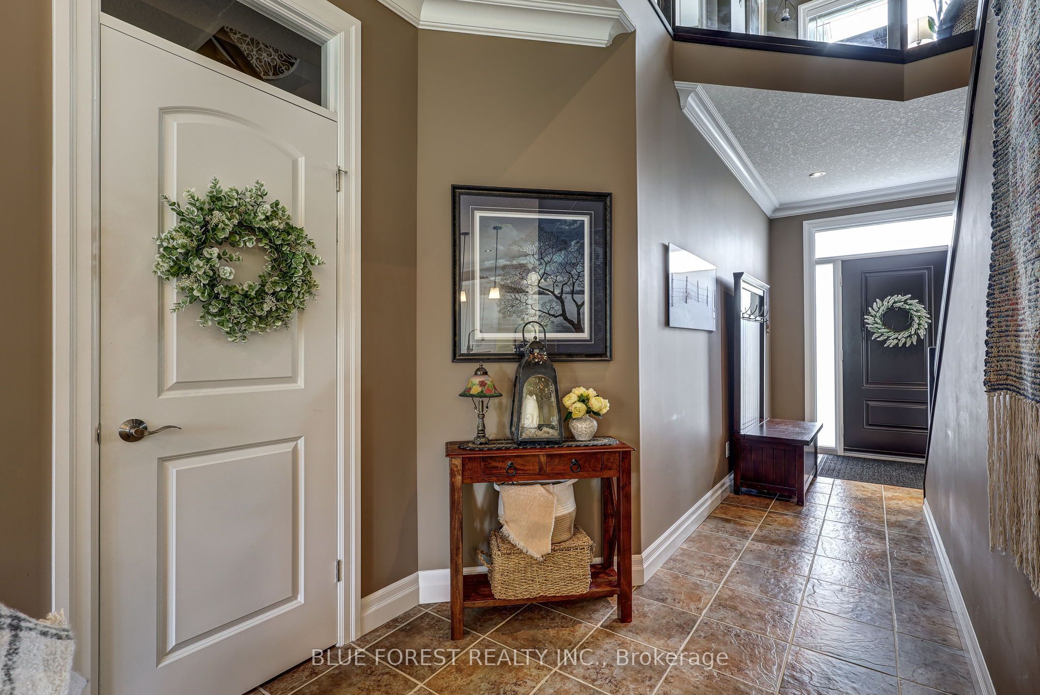 2058 Westpoint Heights Property Photo 10