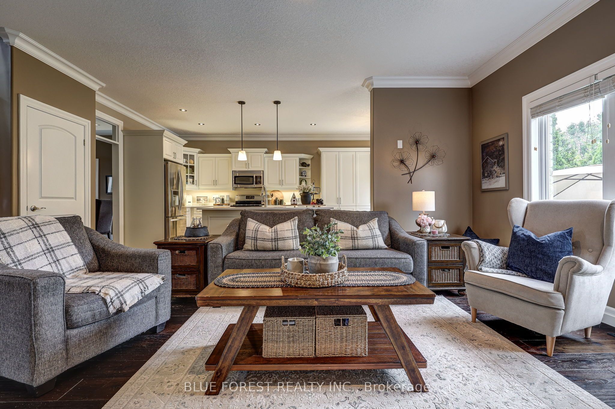 2058 Westpoint Heights Property Photo 15