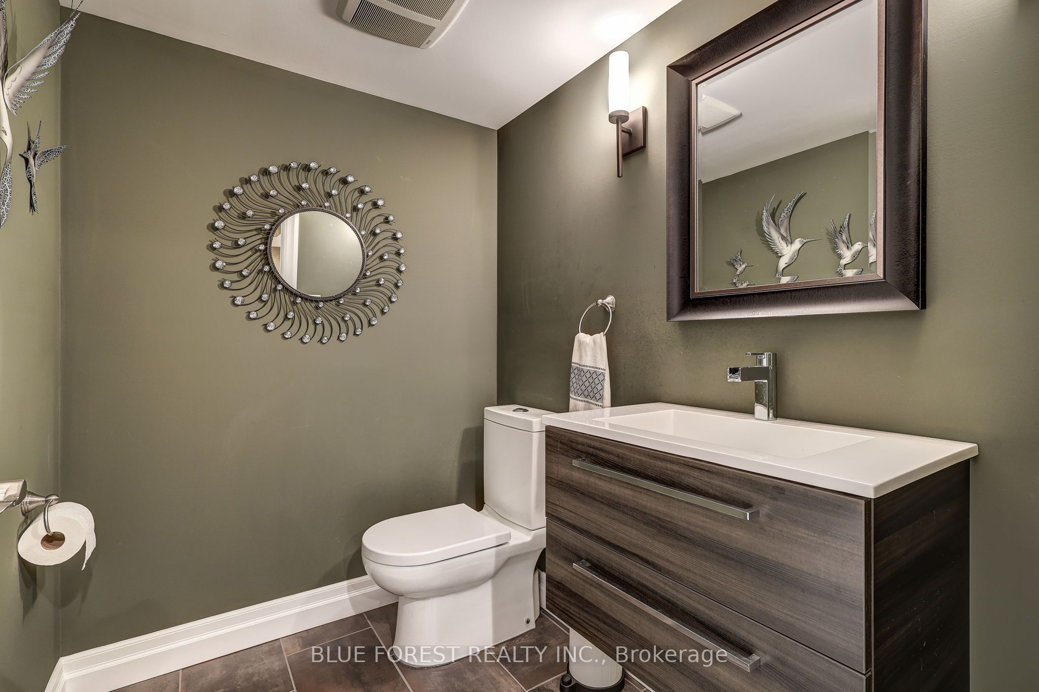 2058 Westpoint Heights Property Photo 46