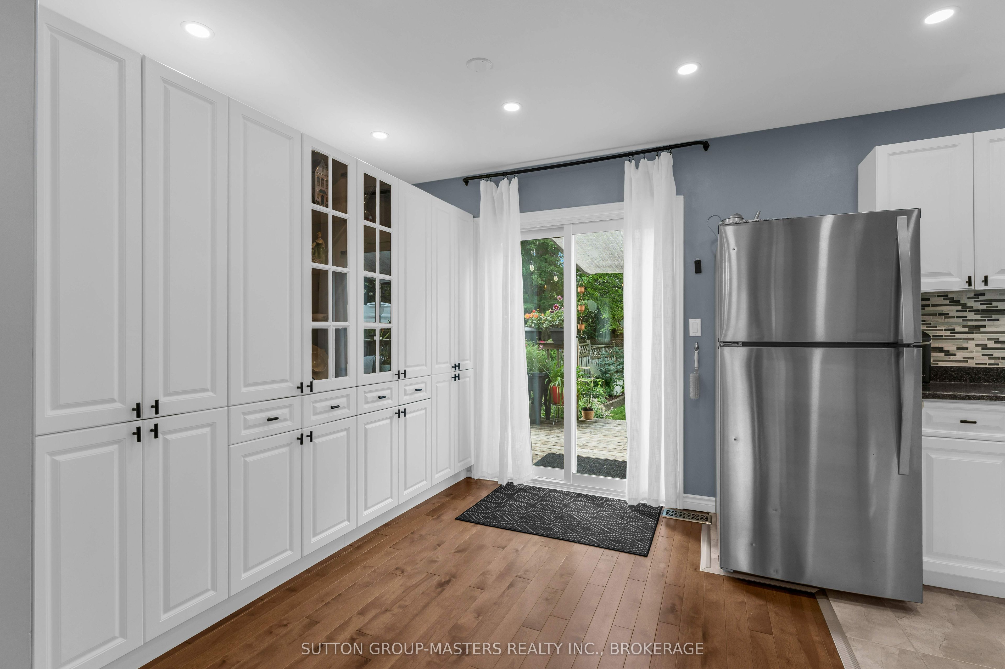 700 Cedarwood Drive Property Photo 15