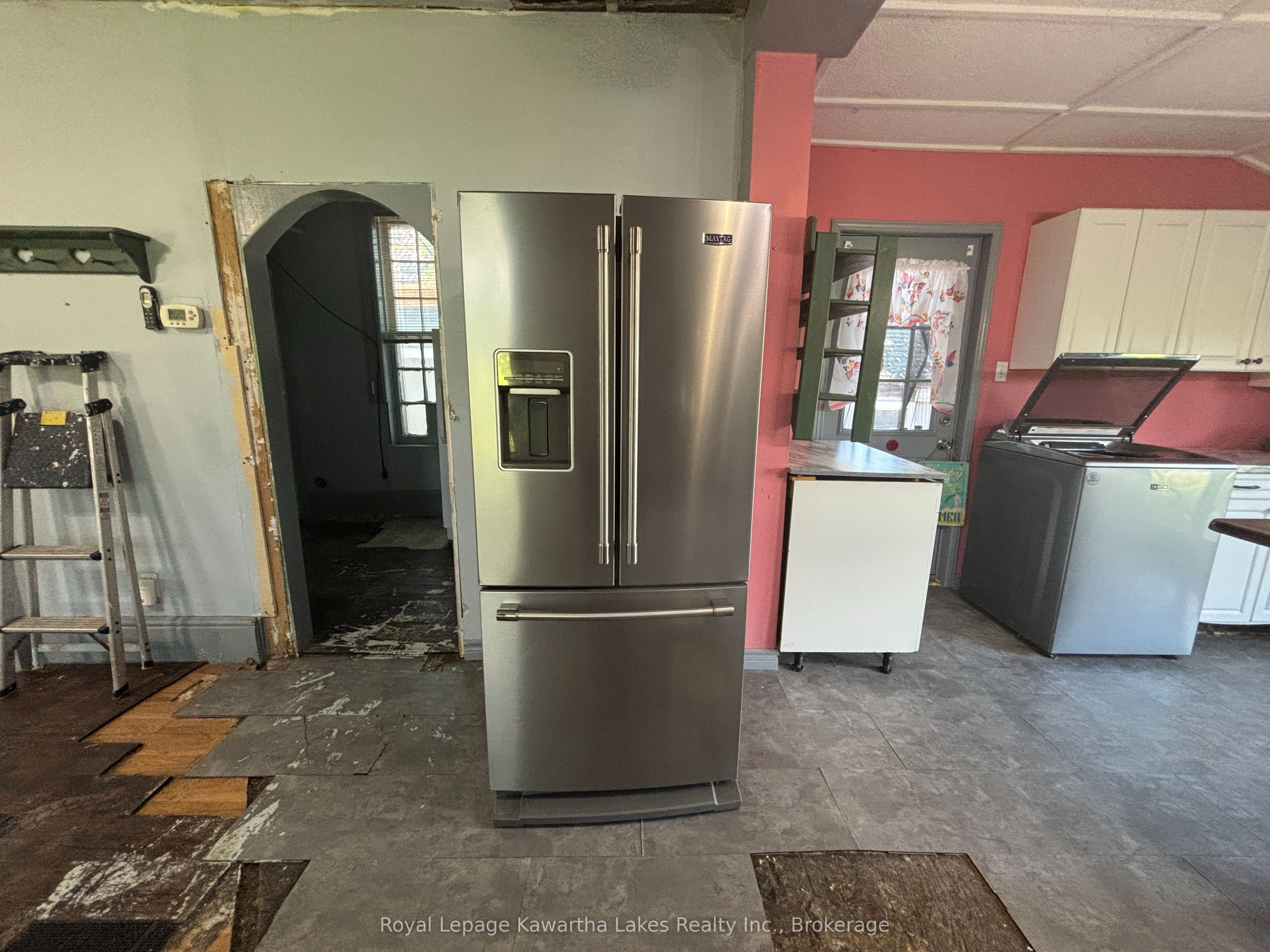 80 Albert Street S Property Photo 15