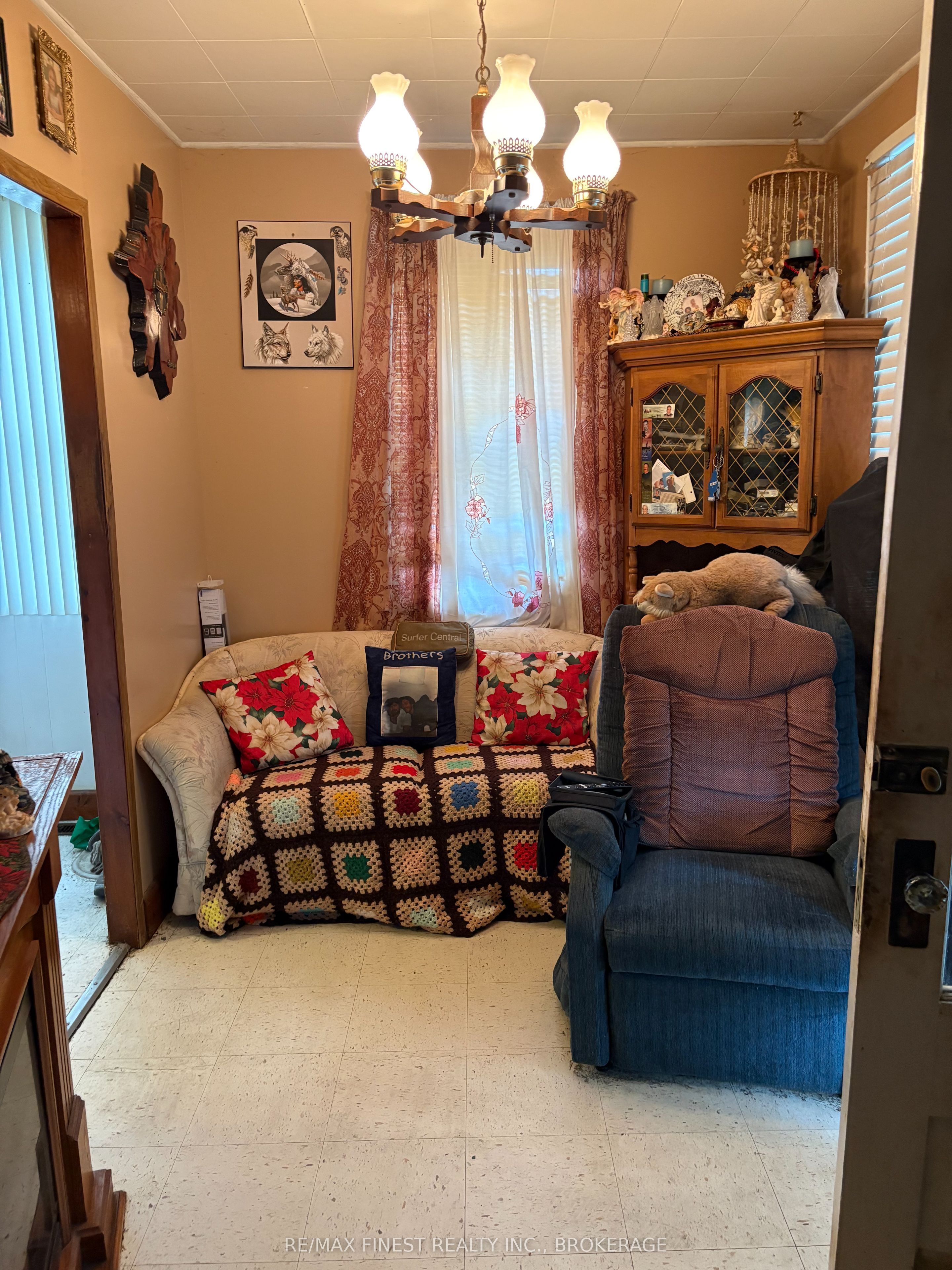 226 Danis Avenue Property Photo 8