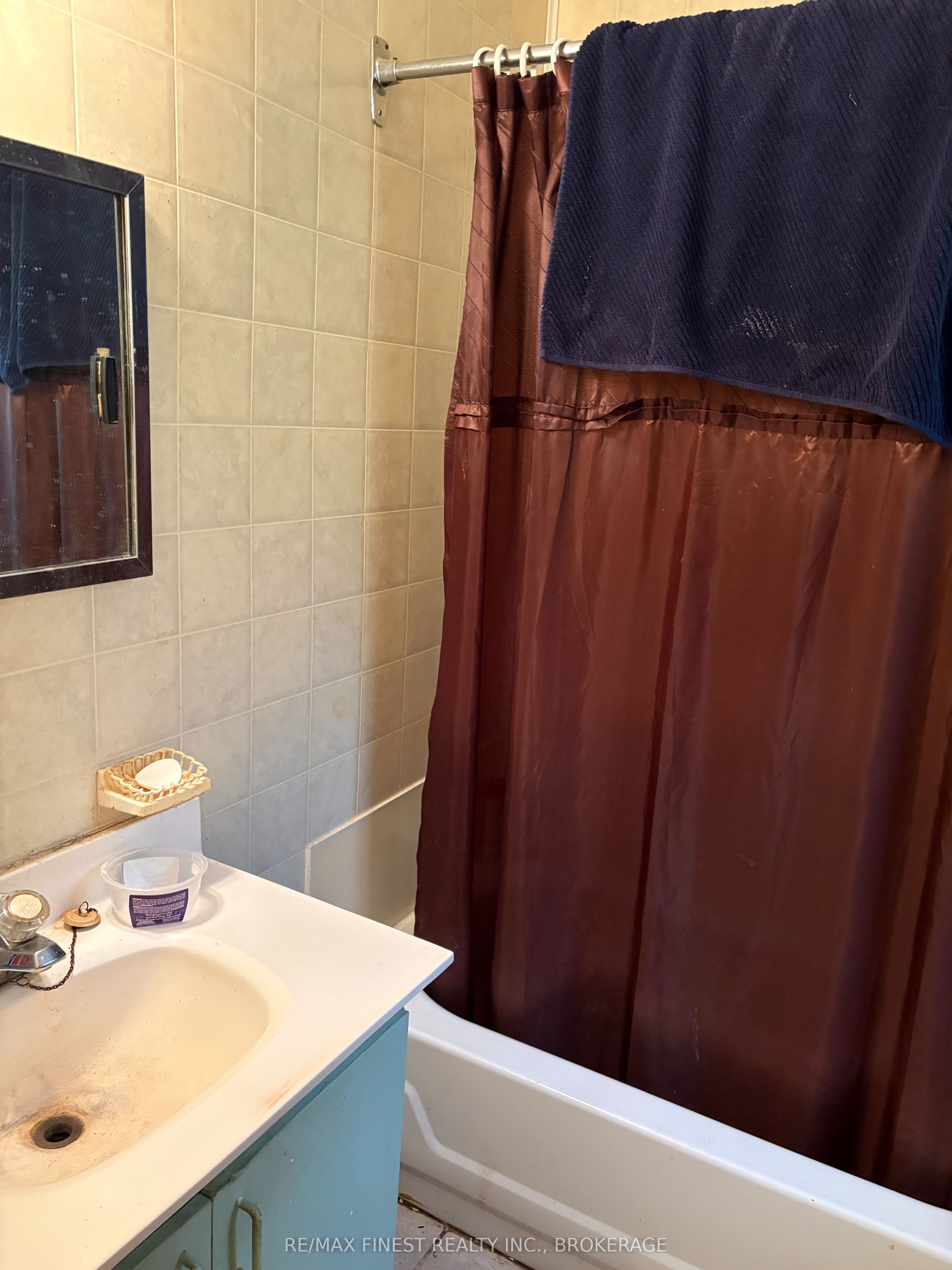226 Danis Avenue Property Photo 12