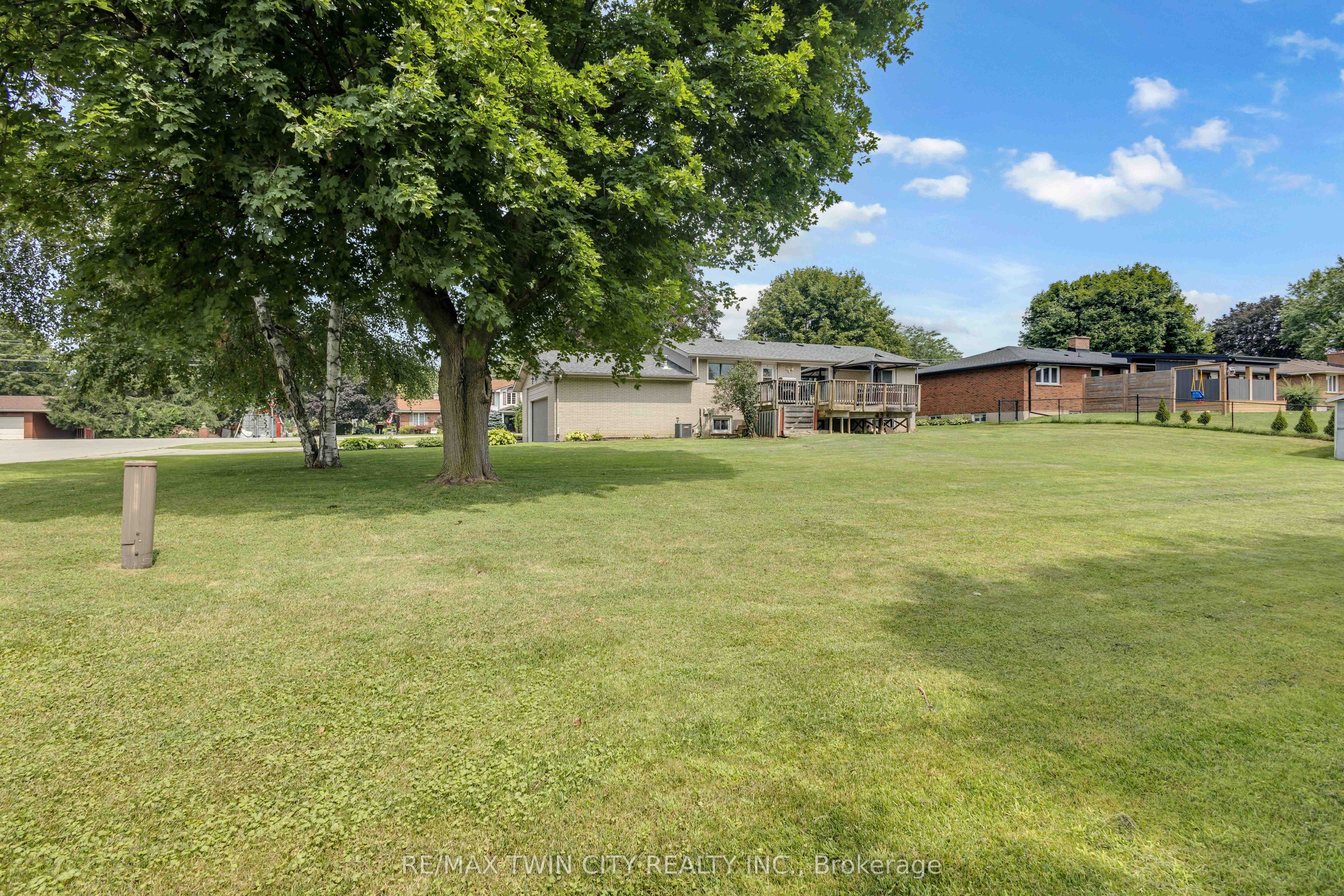 60 Brown Avenue Property Photo 40