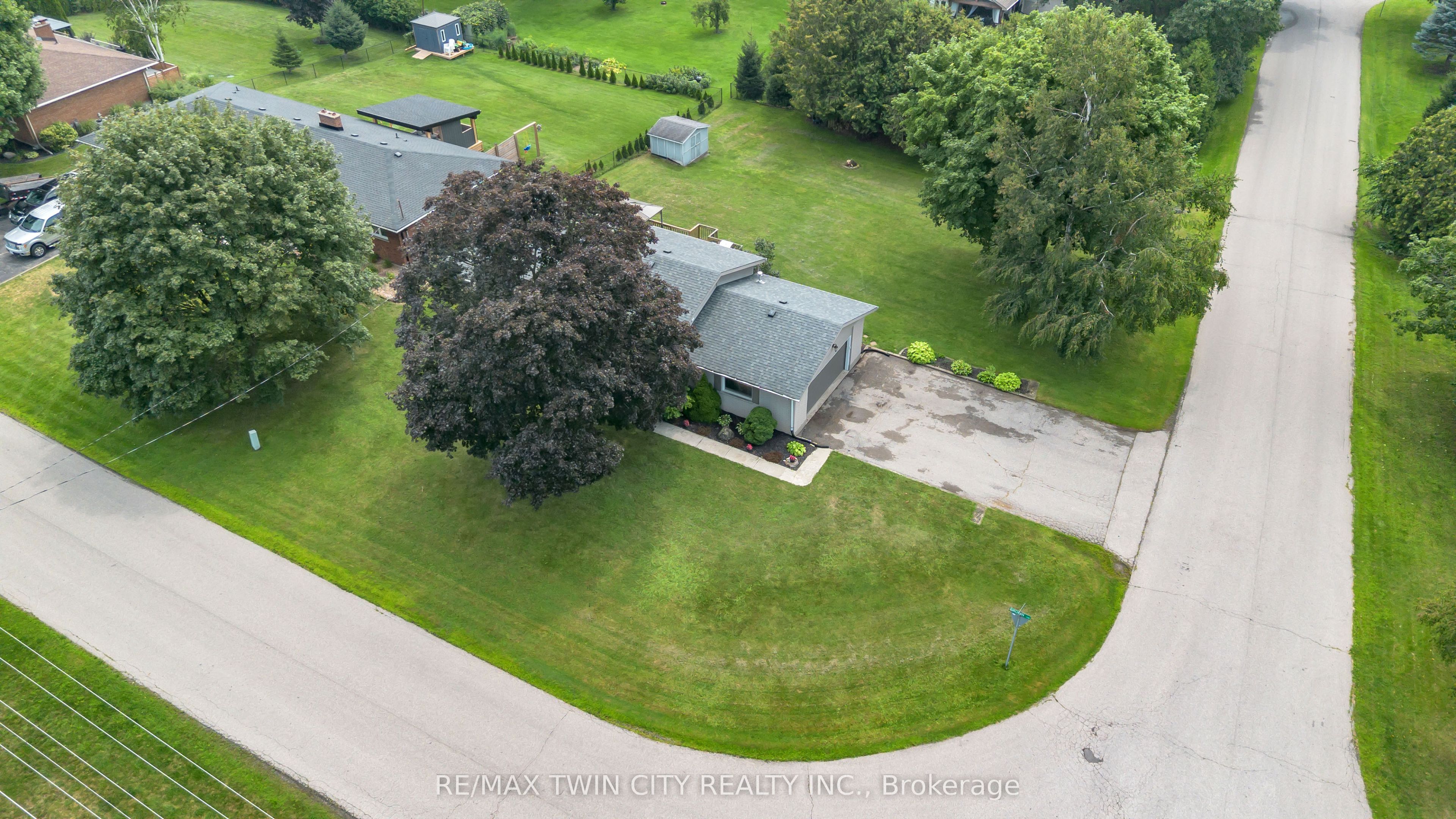 60 Brown Avenue Property Photo 42