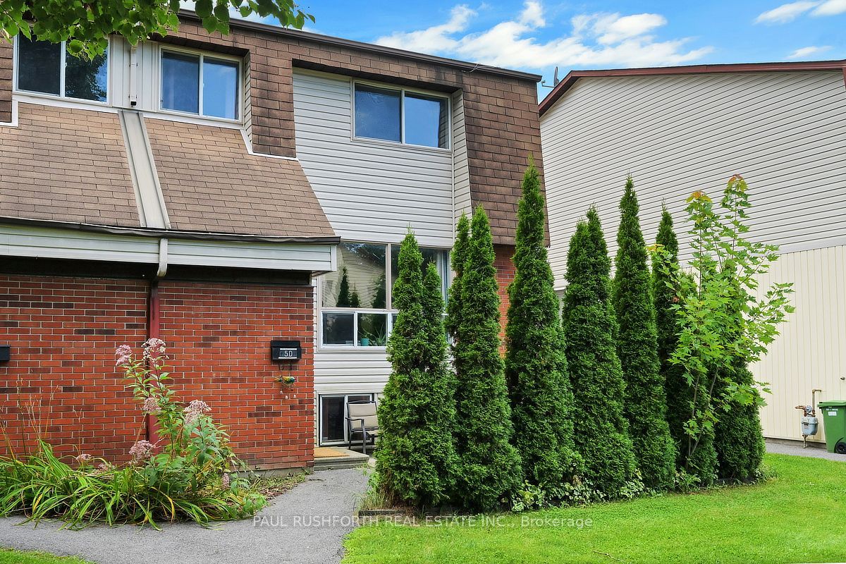 5 Sonnet Crescent D Property Photo 1